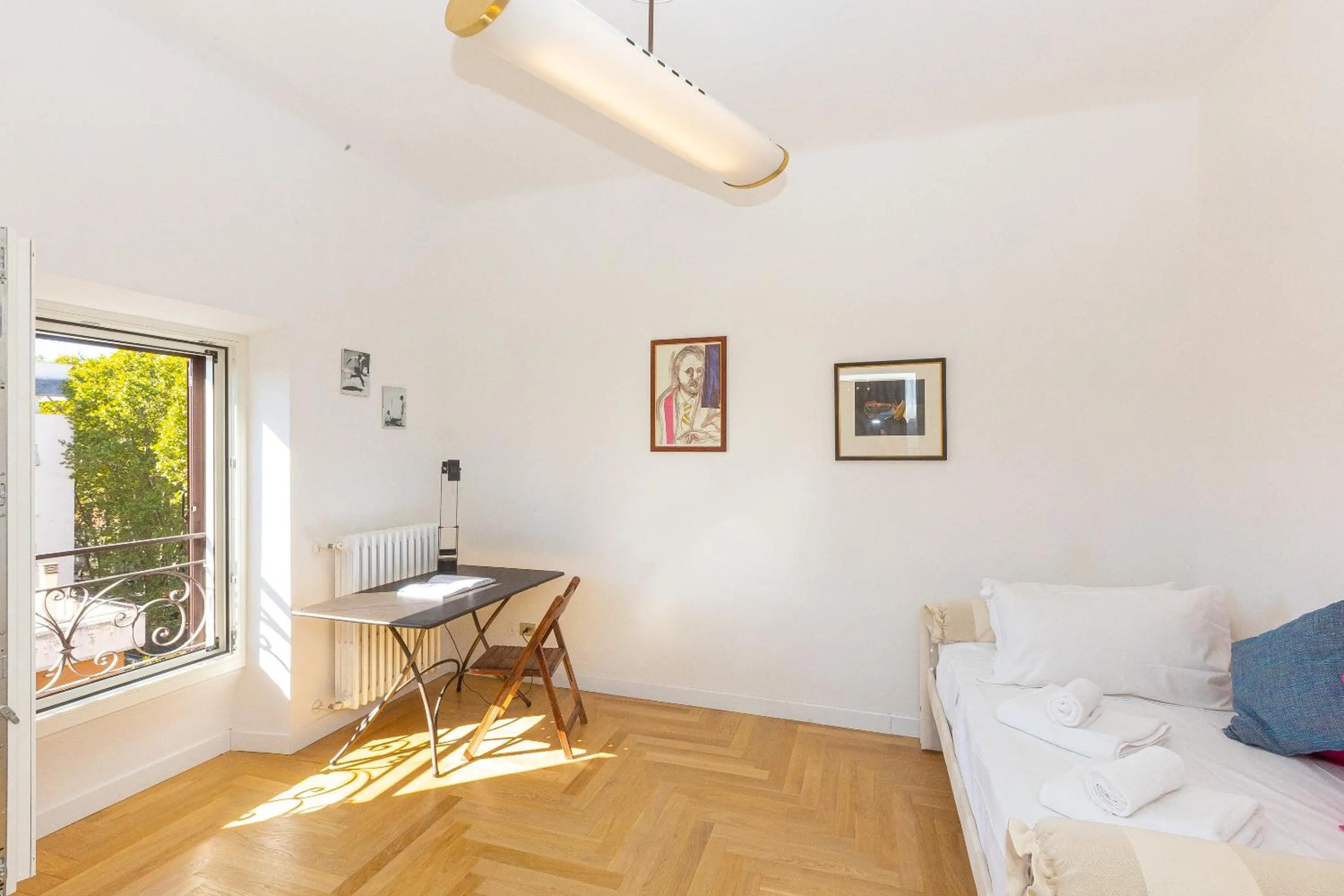 Bedroom, Bed in Giulio Cesare Penthouse Rental in Rome