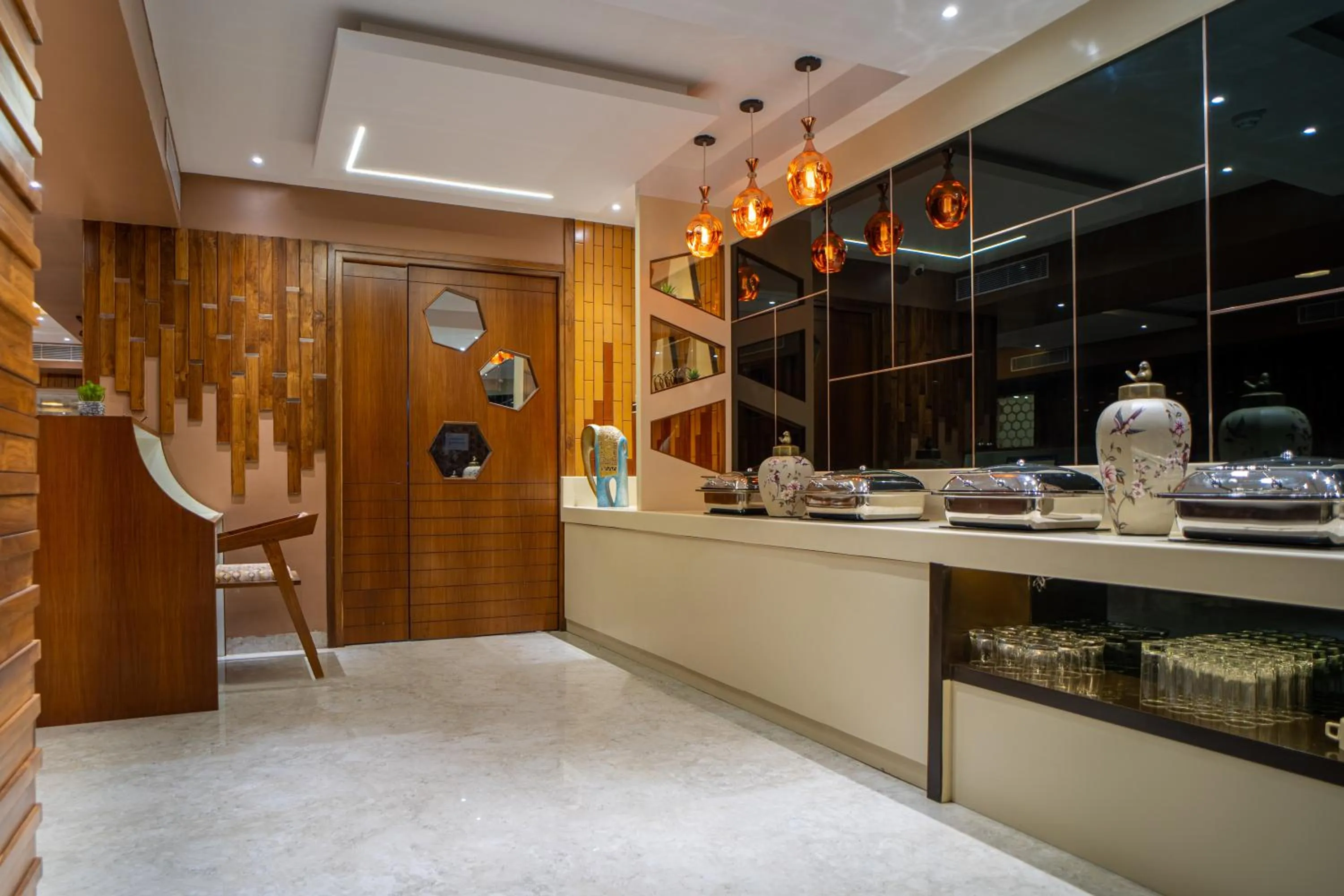 Restaurant/places to eat in Coral Reef Hotel & Spa, Port Blair