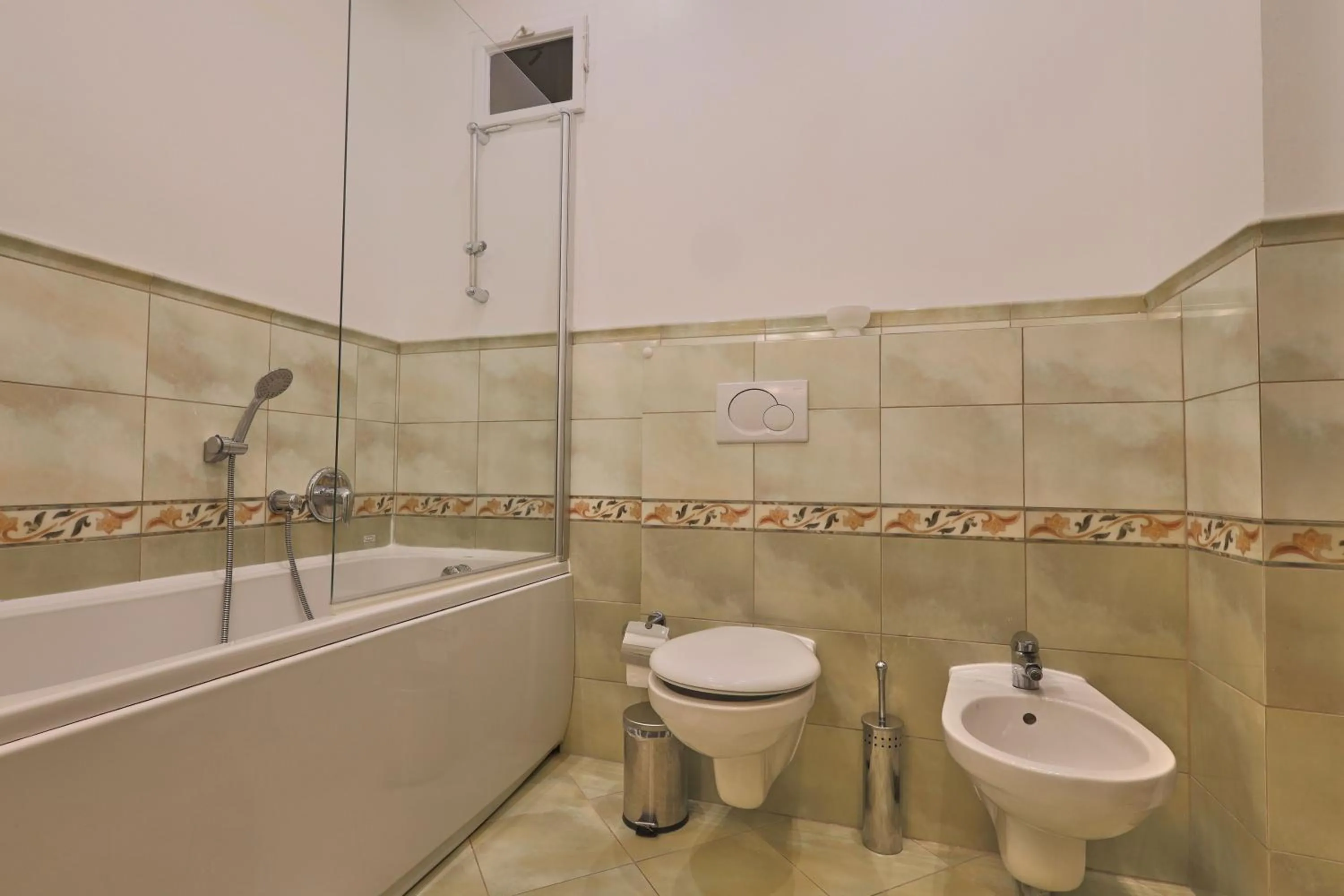 Toilet in Janackovo - Riverside Residence