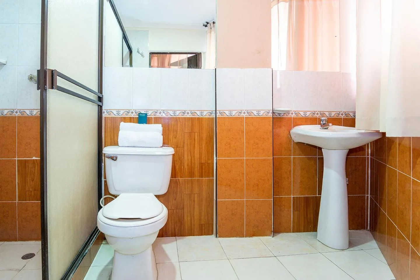 Bathroom in Ayenda Bugatier