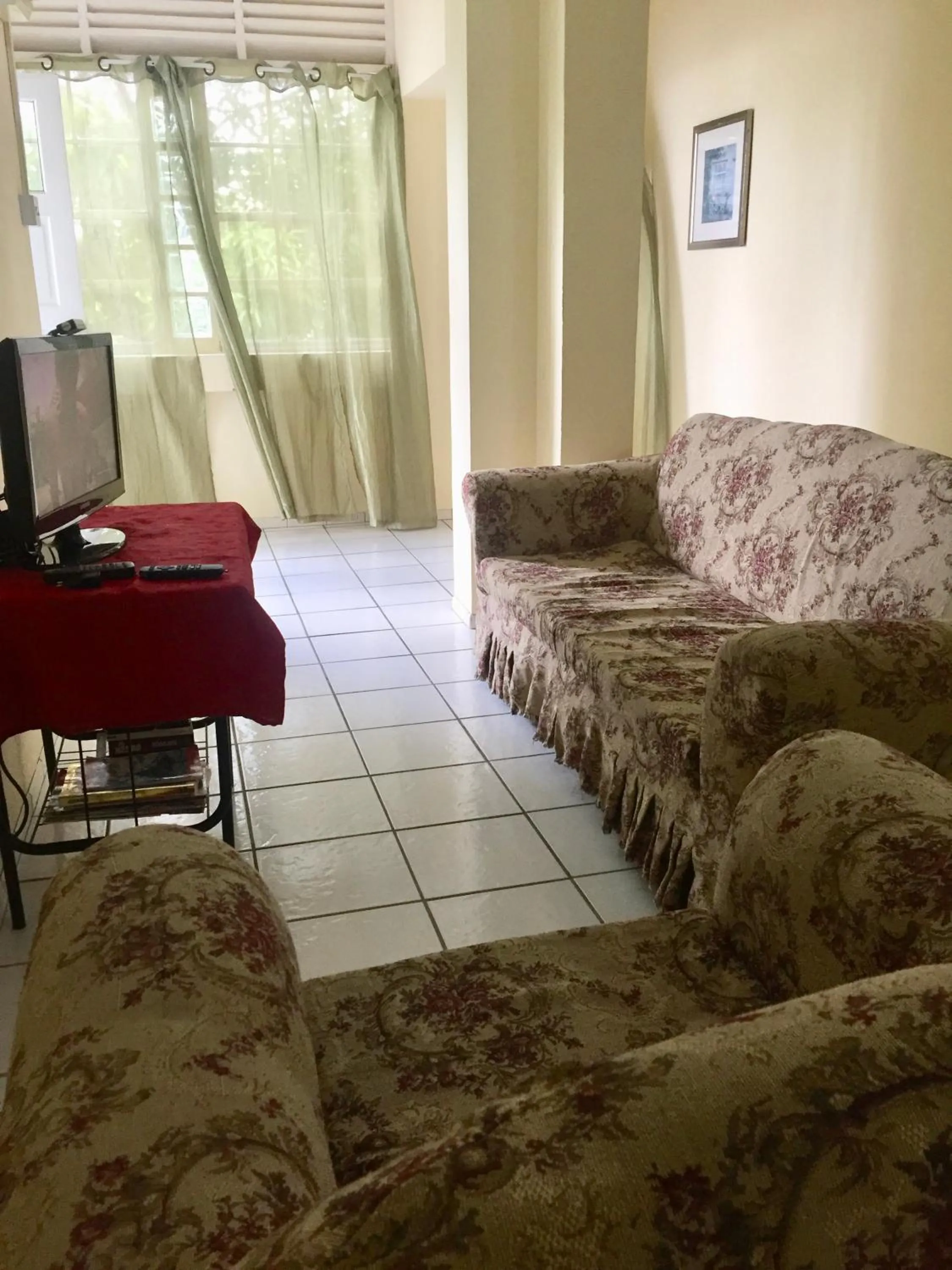 Living room in Harbour Vista Inn