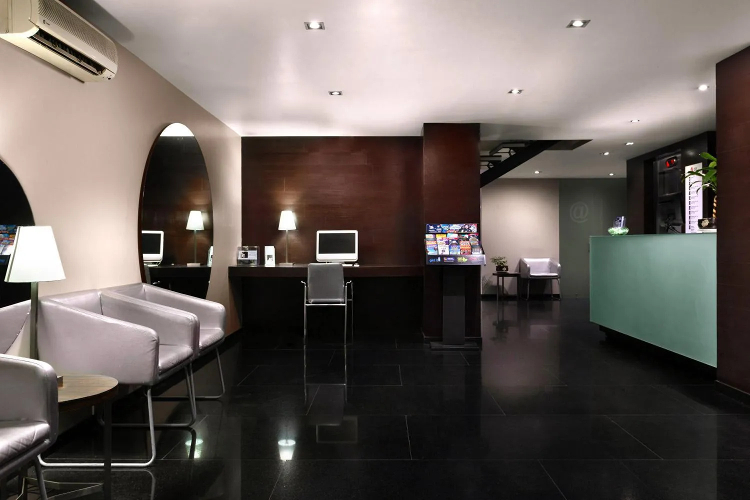 Lobby or reception in Exe Suites Reforma