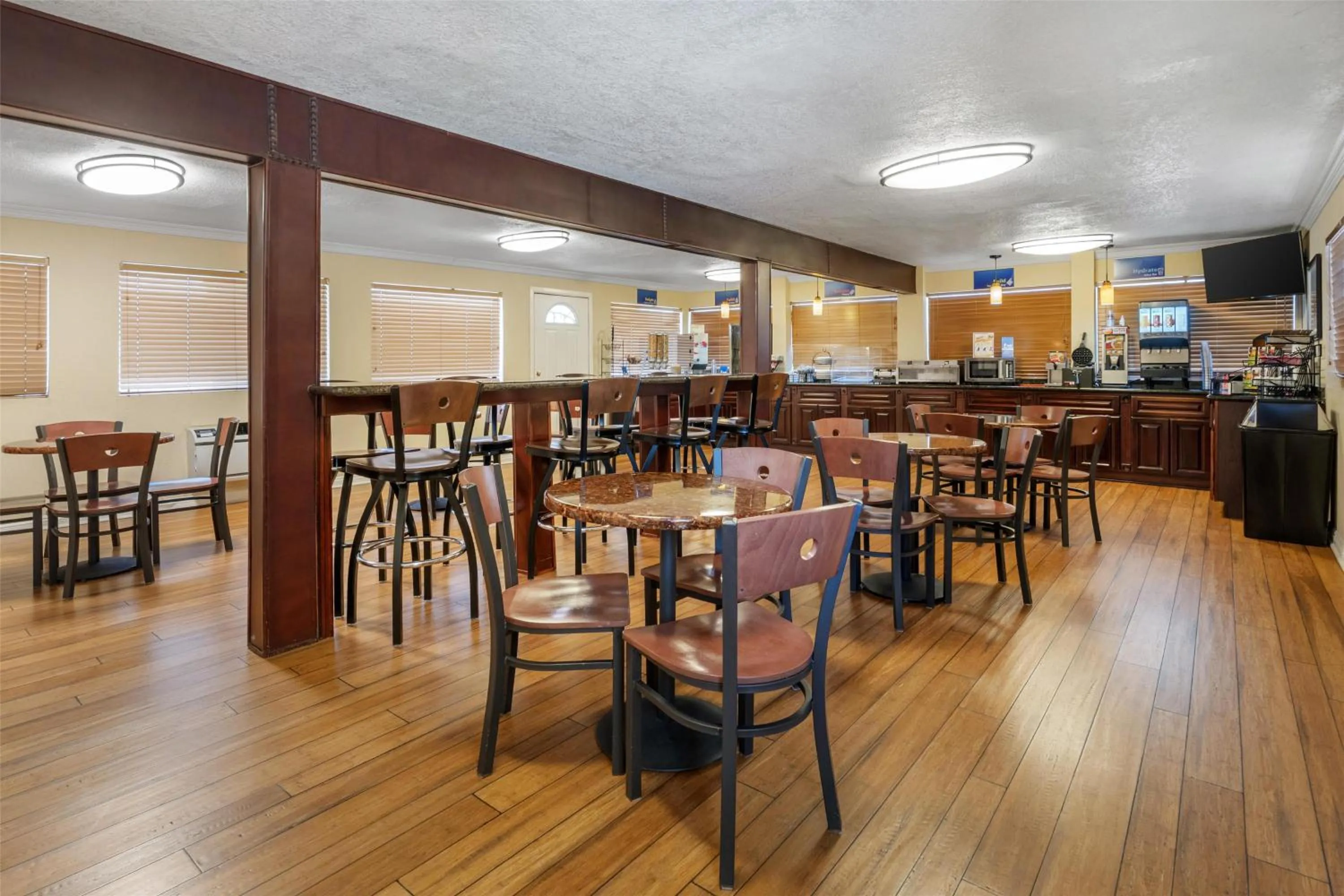 Breakfast in Best Western Desert Winds