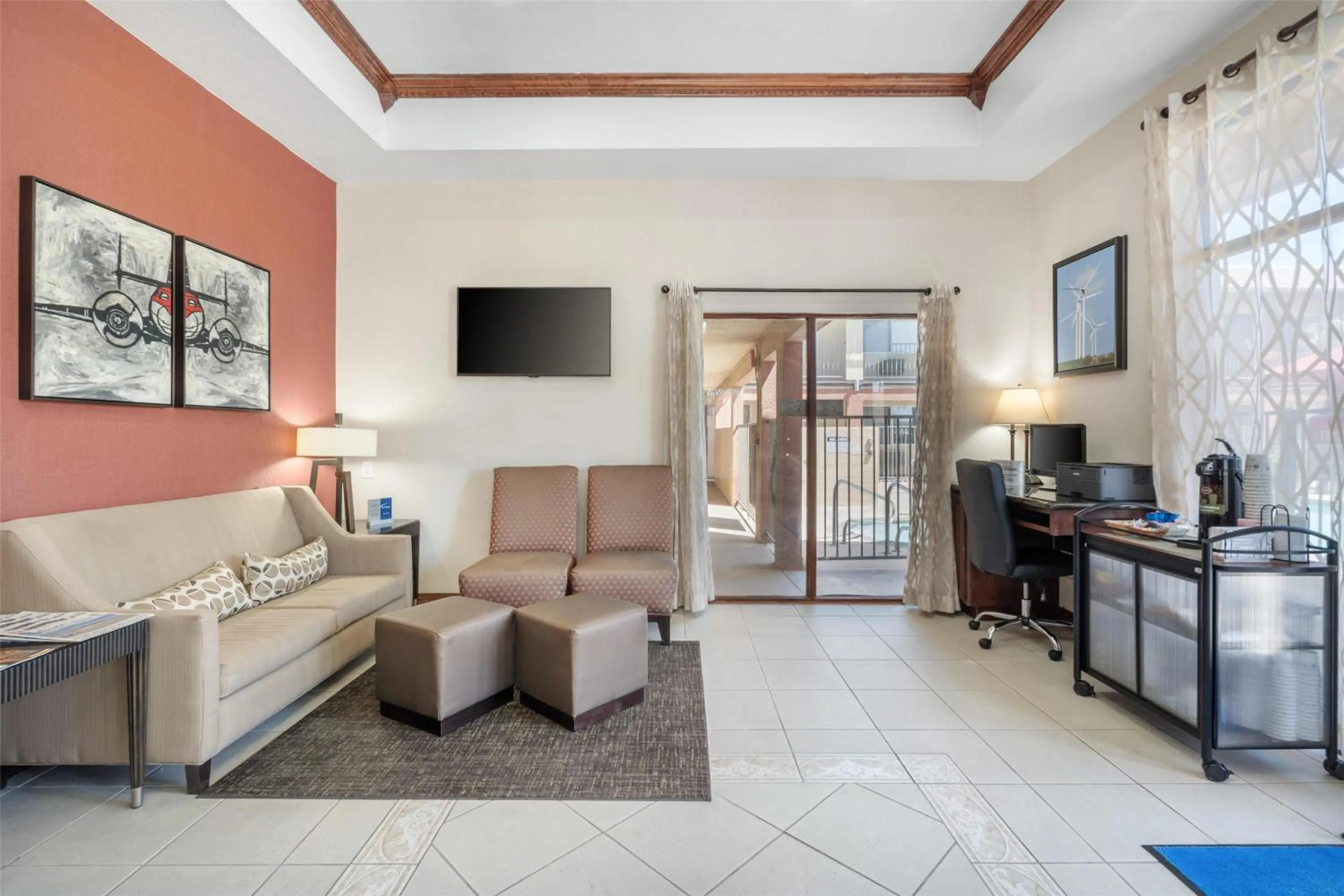 Lobby or reception in Best Western Desert Winds