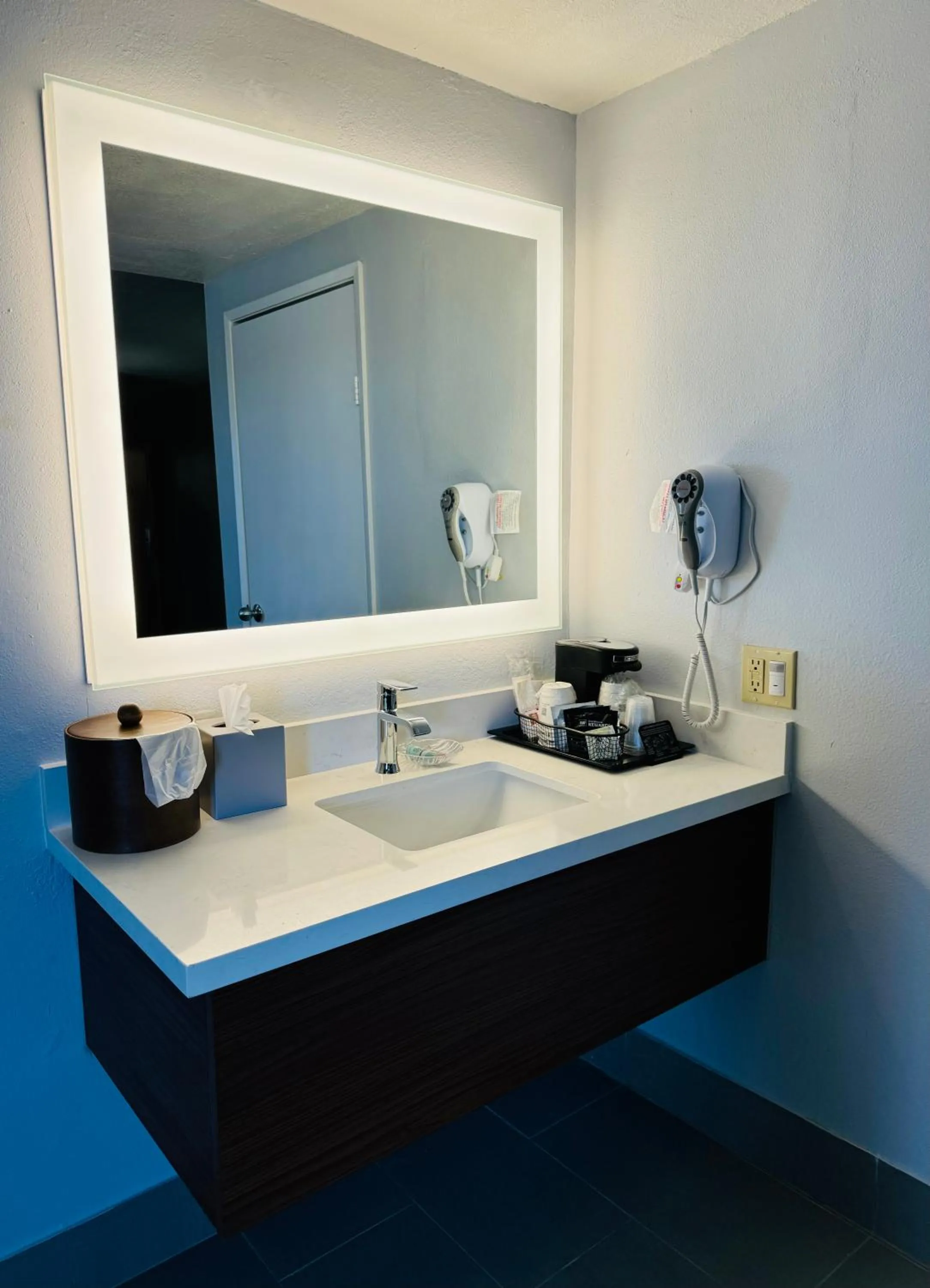 Bathroom in Best Western Desert Winds