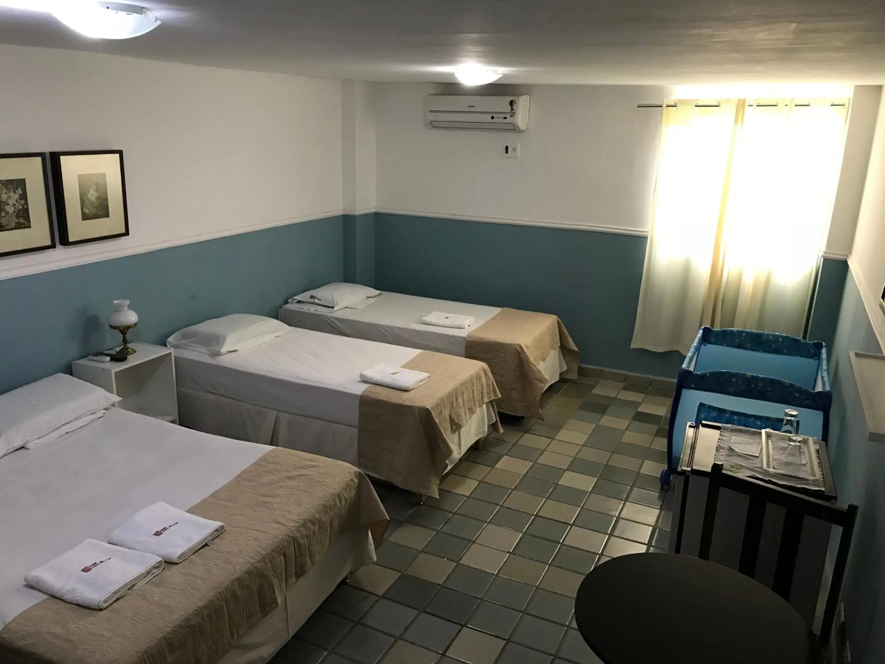 Bed in Hotel Velho Monge