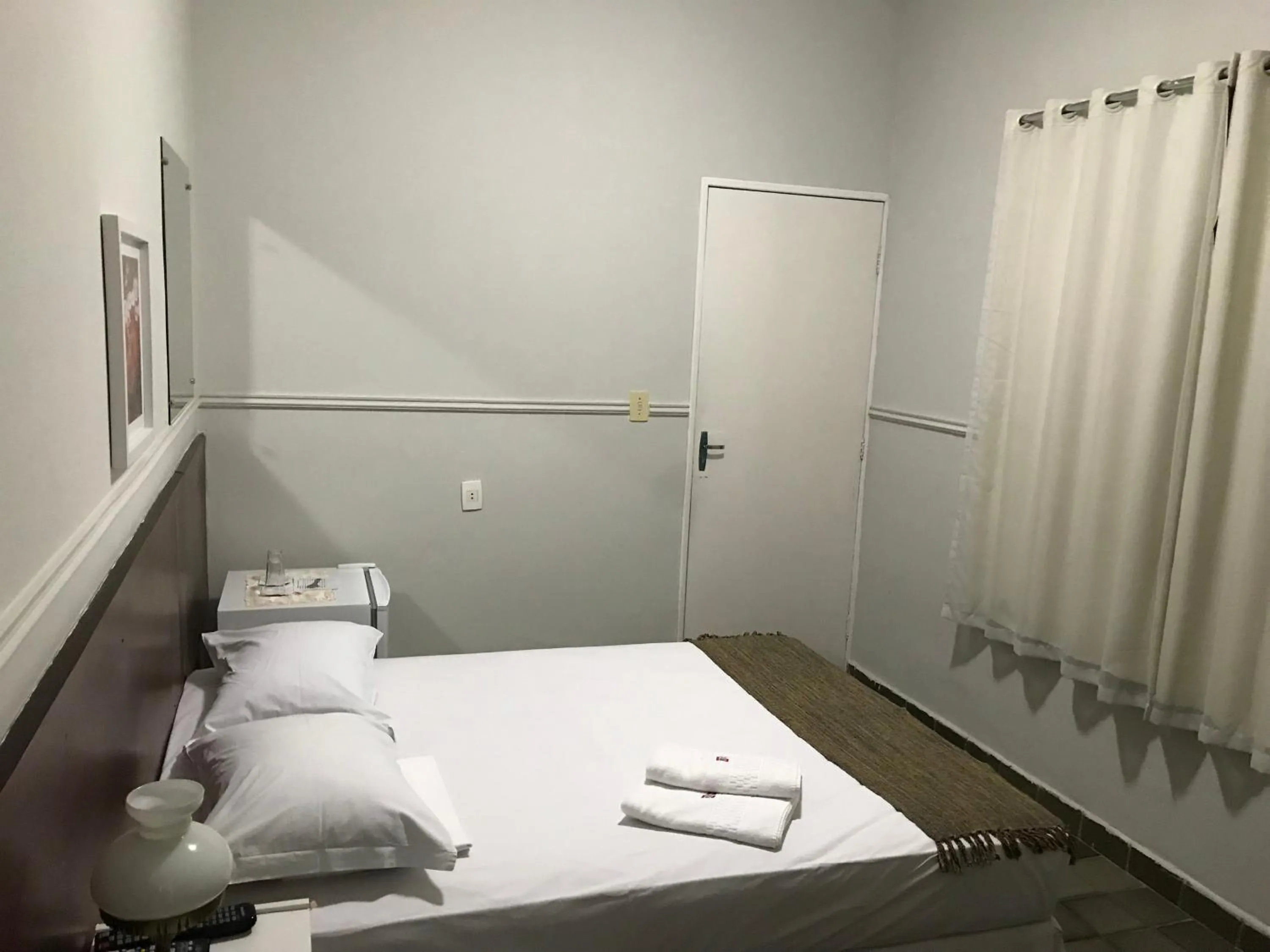 Bed in Hotel Velho Monge