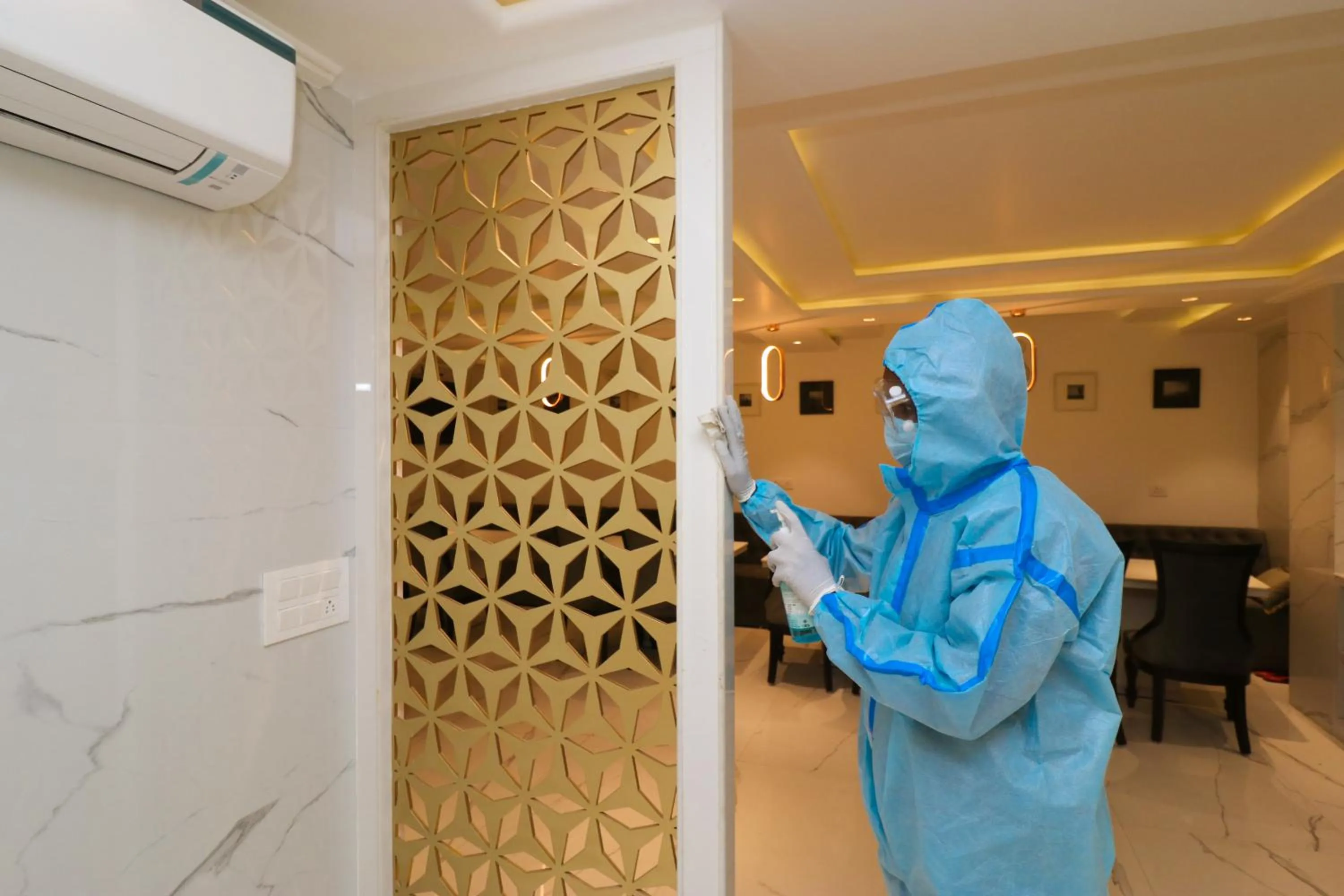 Staff in OPO The View, Delhi Airport