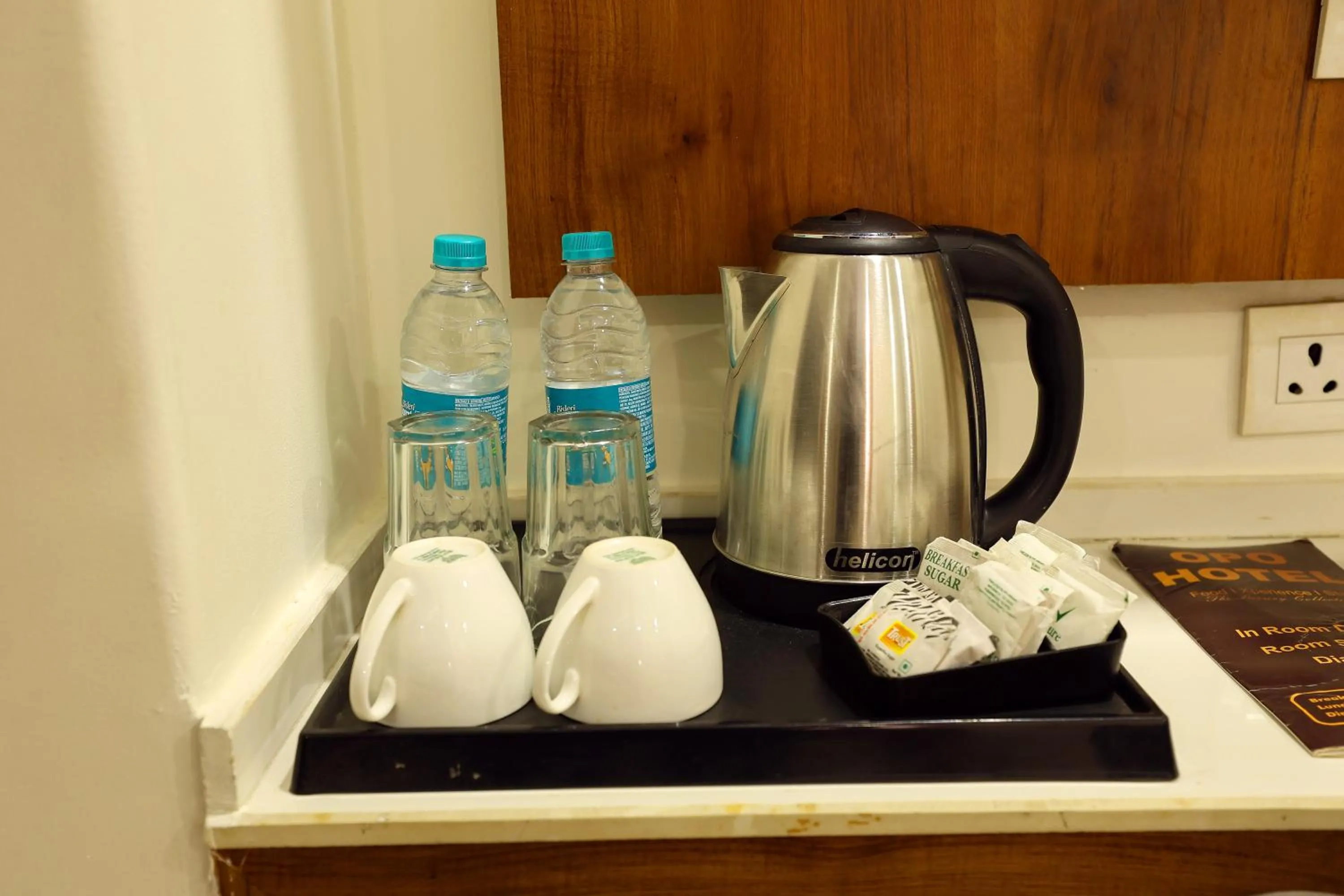 Coffee/tea facilities in OPO The View, Delhi Airport