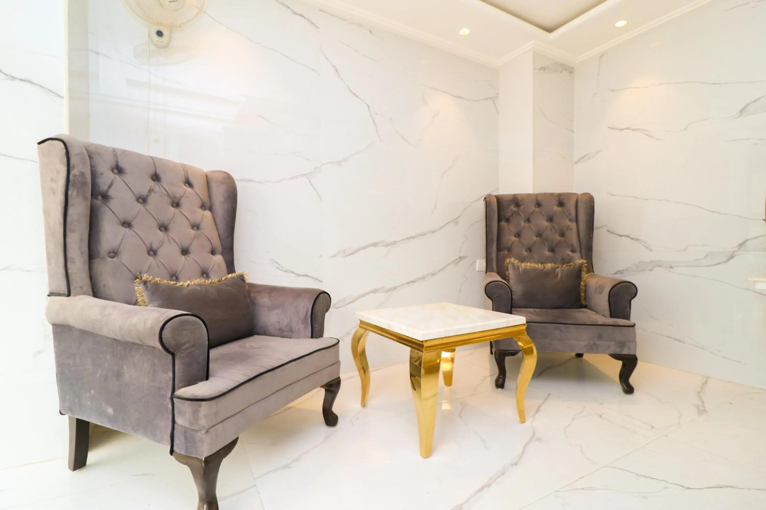 Lobby or reception in OPO The View, Delhi Airport