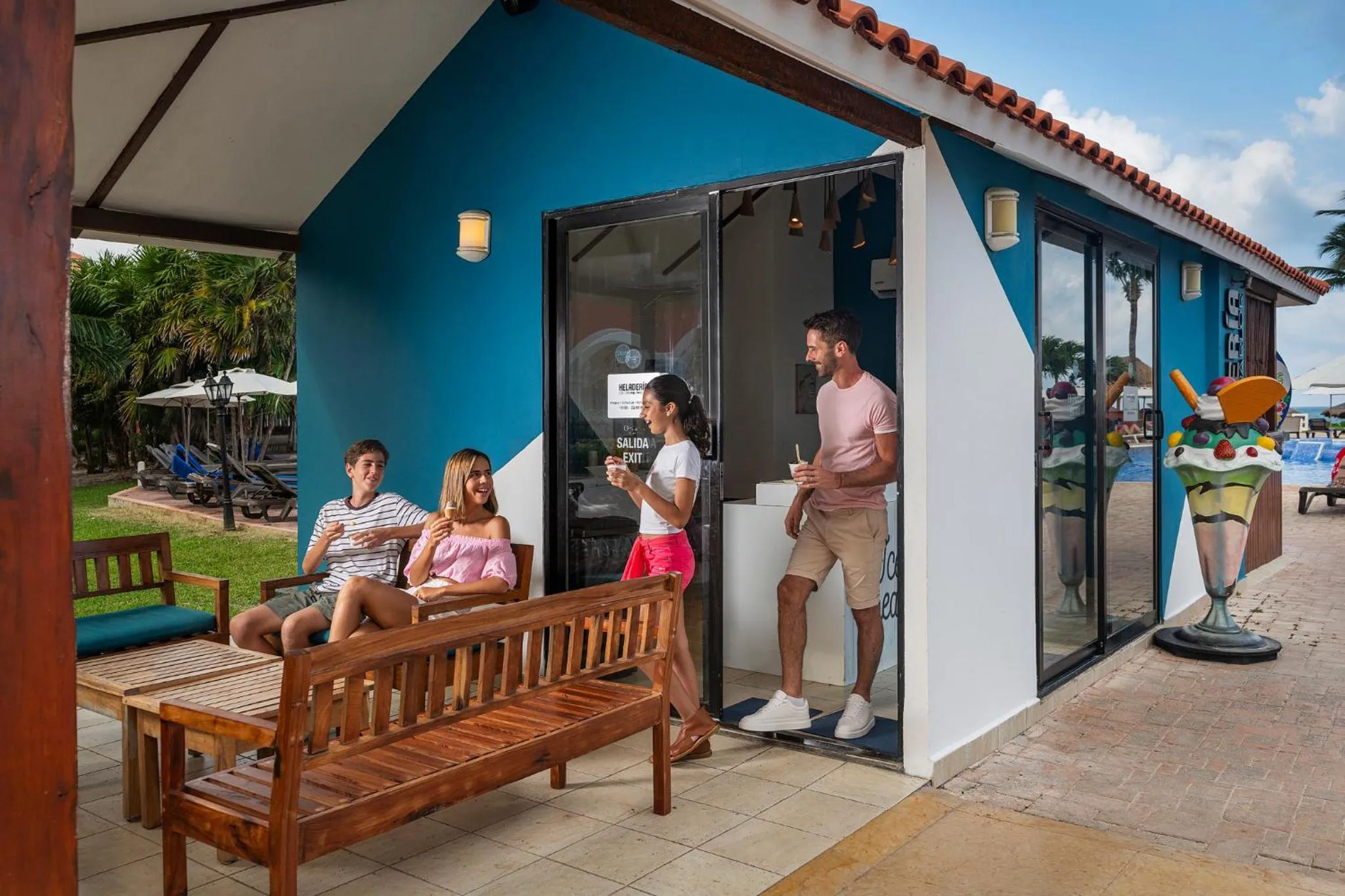 Food in Ocean Coral & Turquesa All Inclusive