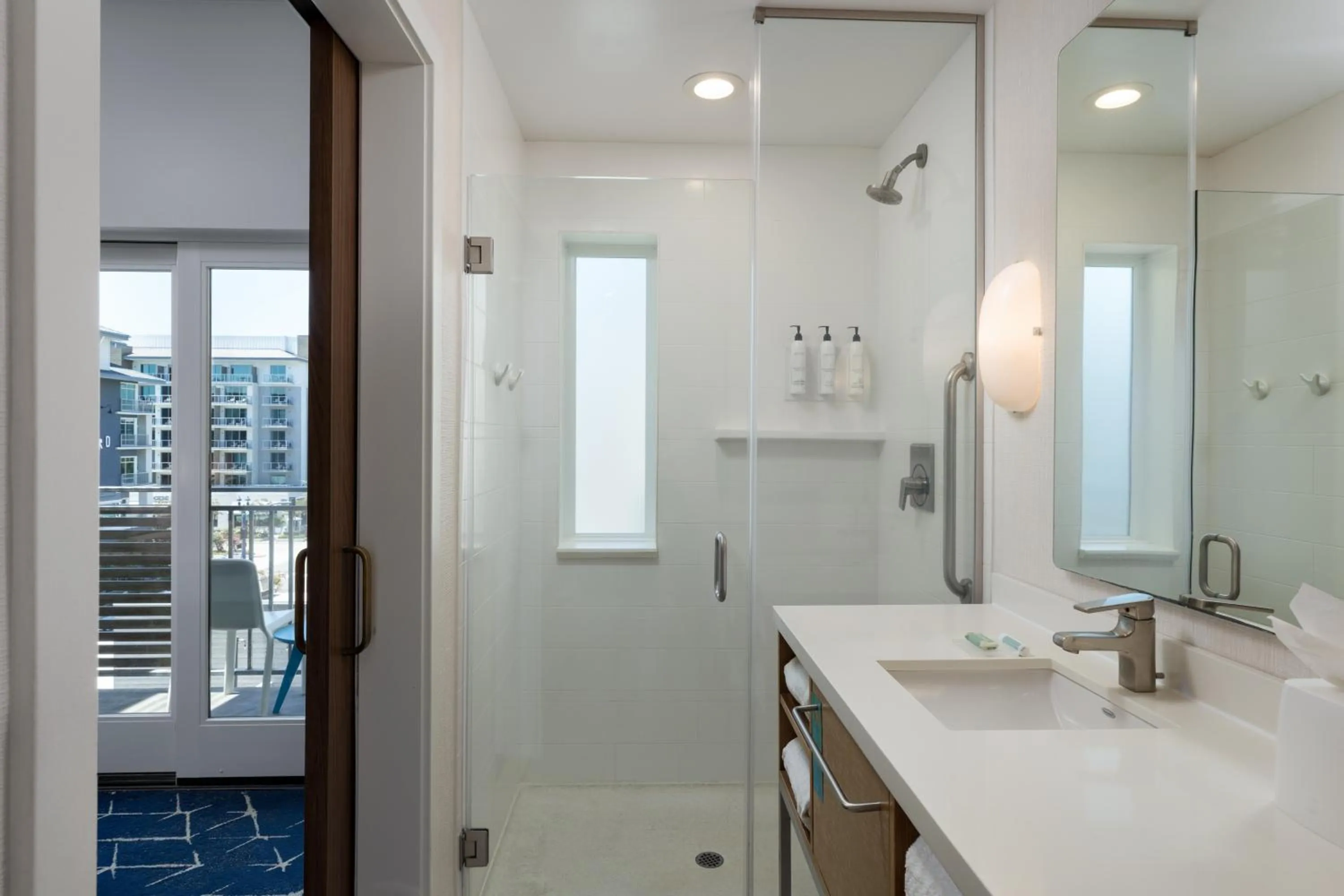 SpringHill Suites by Marriott Oceanside Beach