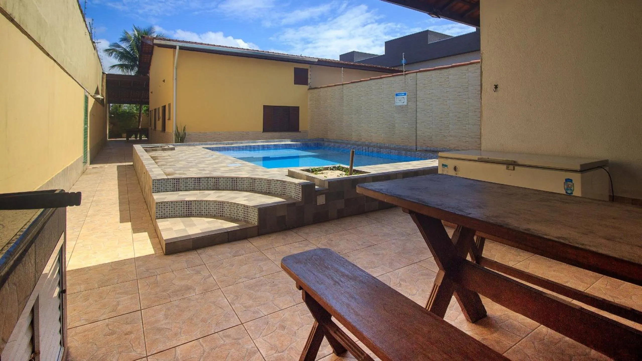 Piscina, Churrasqueira, Bilhar, SmartTV, Wi-Fi, 400mts mar!