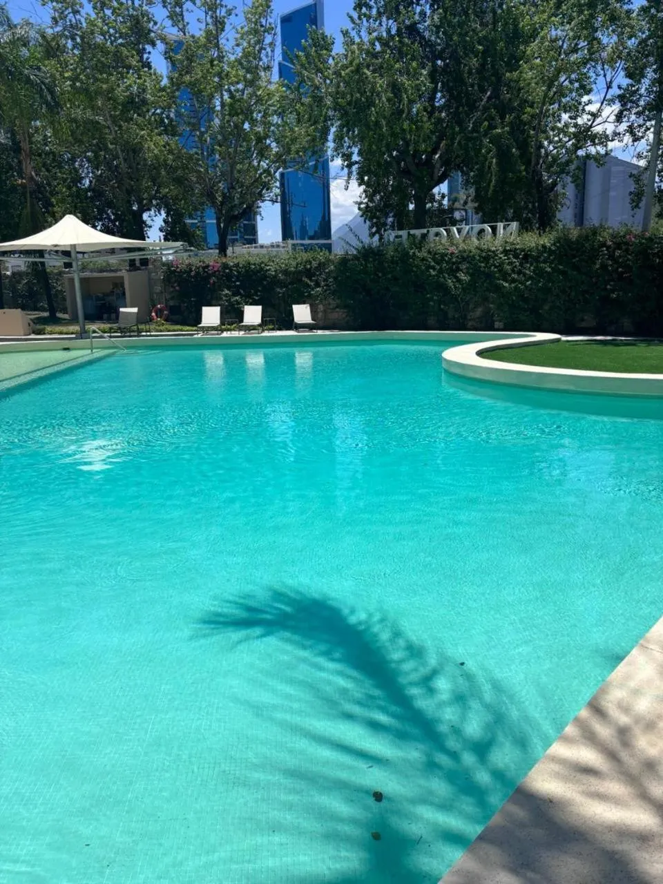 Swimming pool in Novotel Monterrey Valle