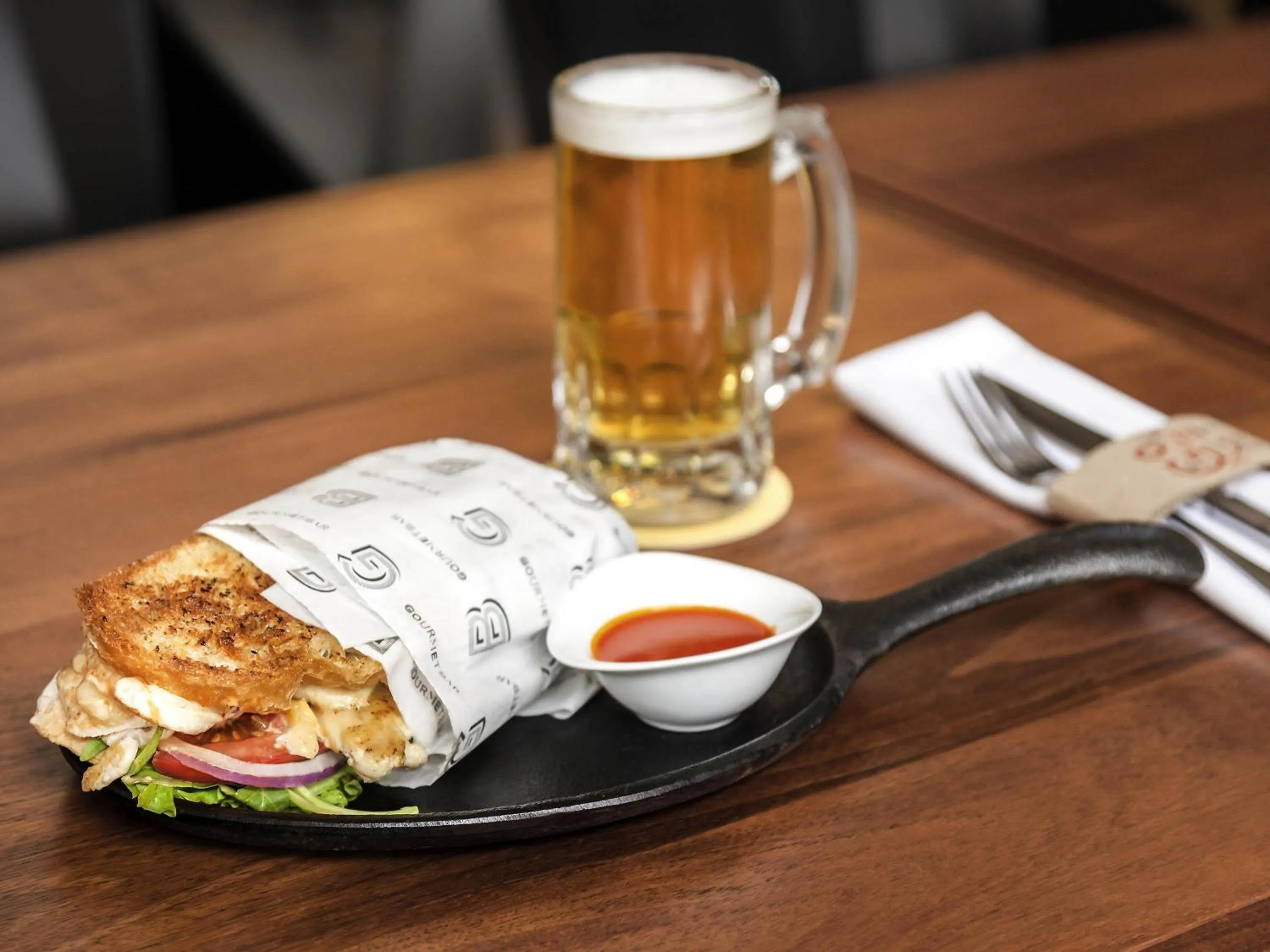 Restaurant/places to eat in Novotel Monterrey Valle