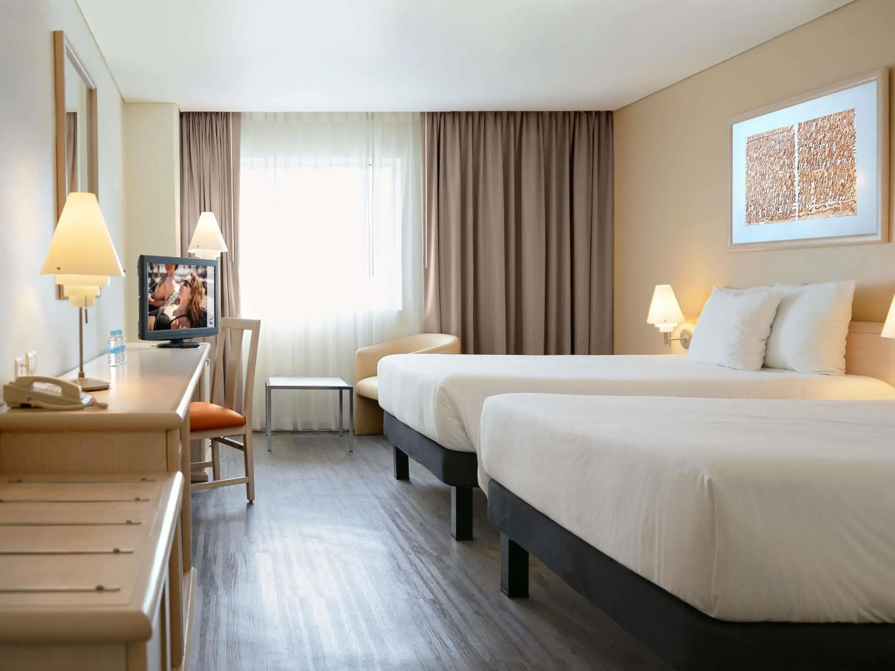 Standard Double Room with Two Double Beds - single occupancy in Novotel Monterrey Valle Standard Double Room with Two Double Beds - single occupancy in Novotel Monterrey Valle