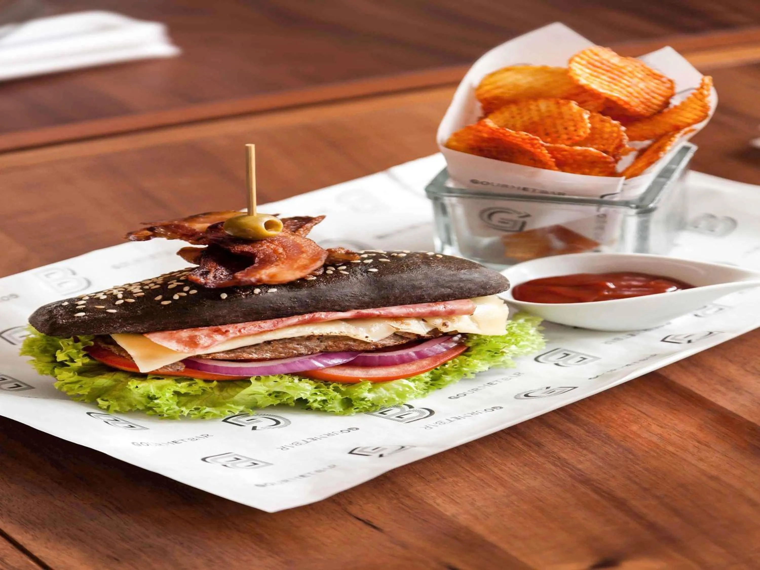 Restaurant/places to eat in Novotel Monterrey Valle