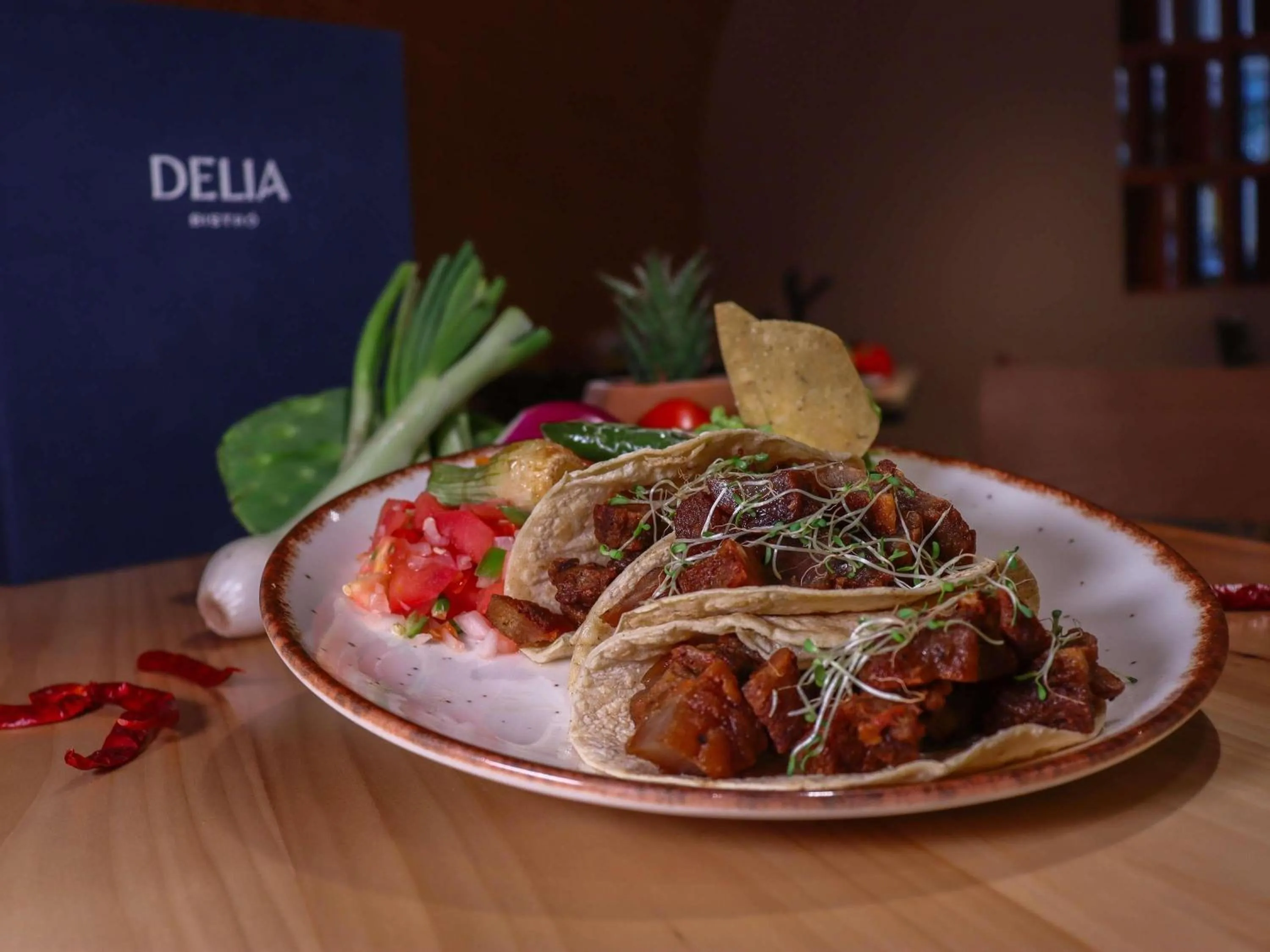 Restaurant/places to eat in Novotel Monterrey Valle