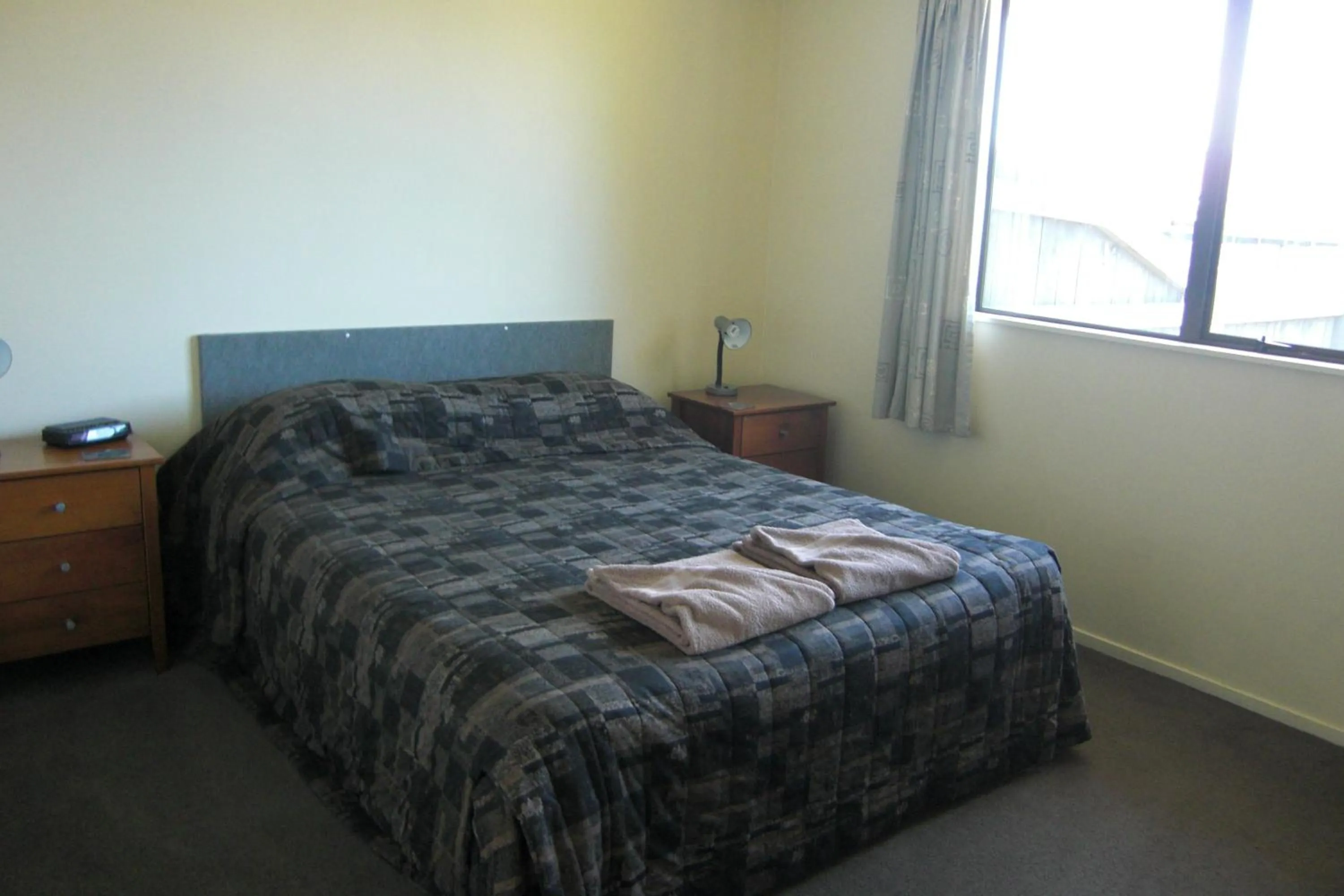 Bed in Richmond Motel and Holiday Park