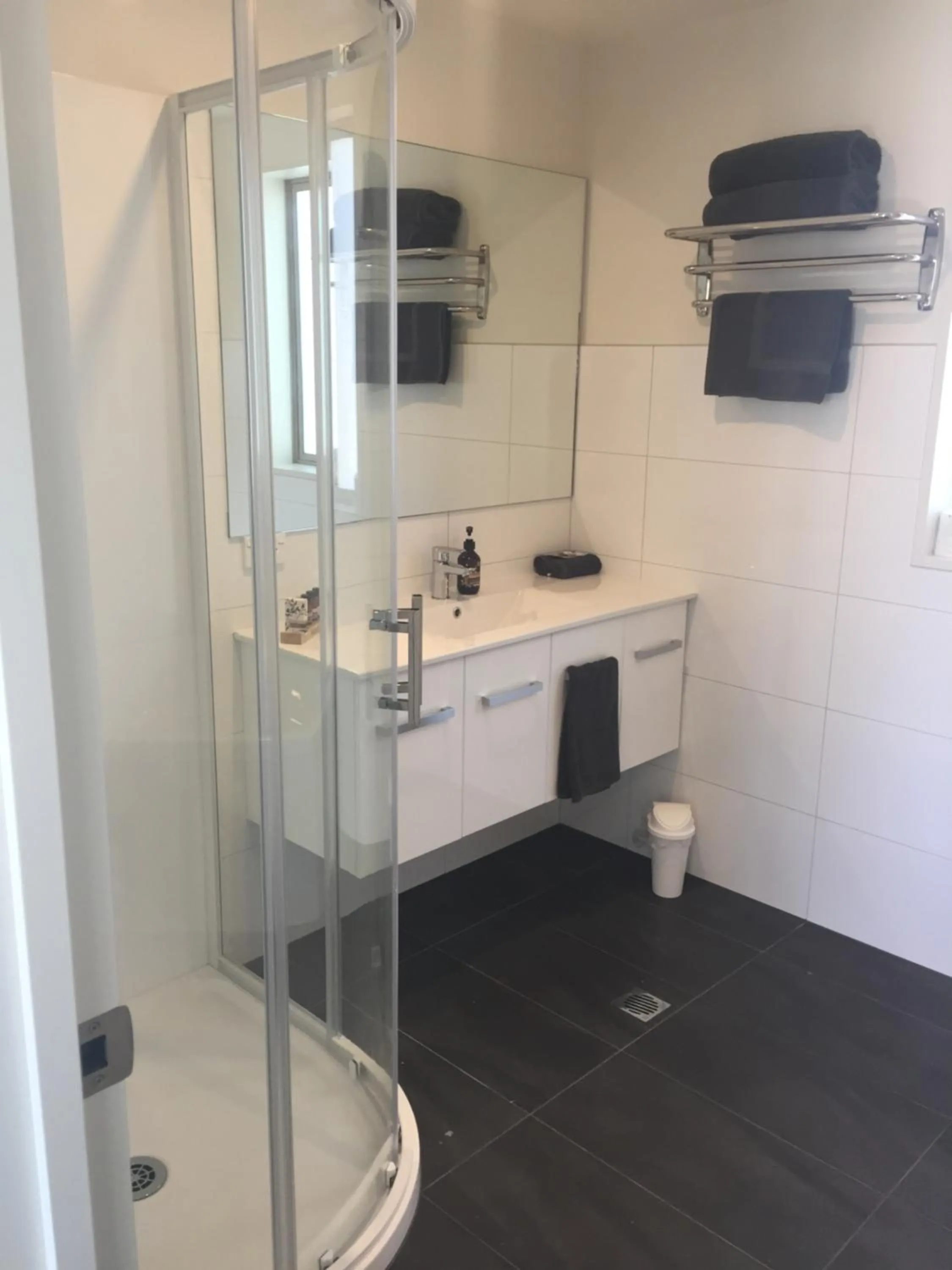 Rolleston Highway Motel