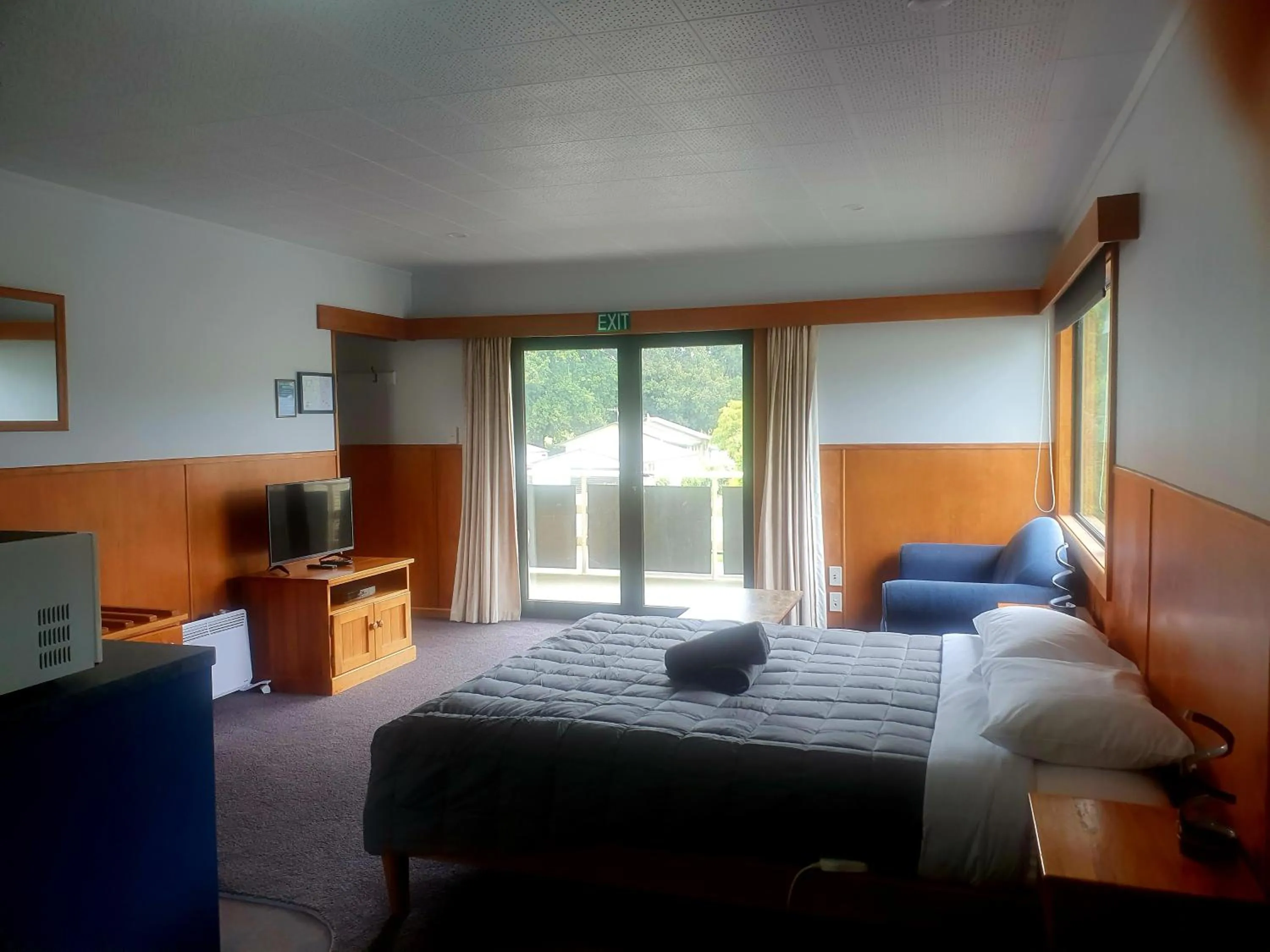 Bed in Geraldine Motels