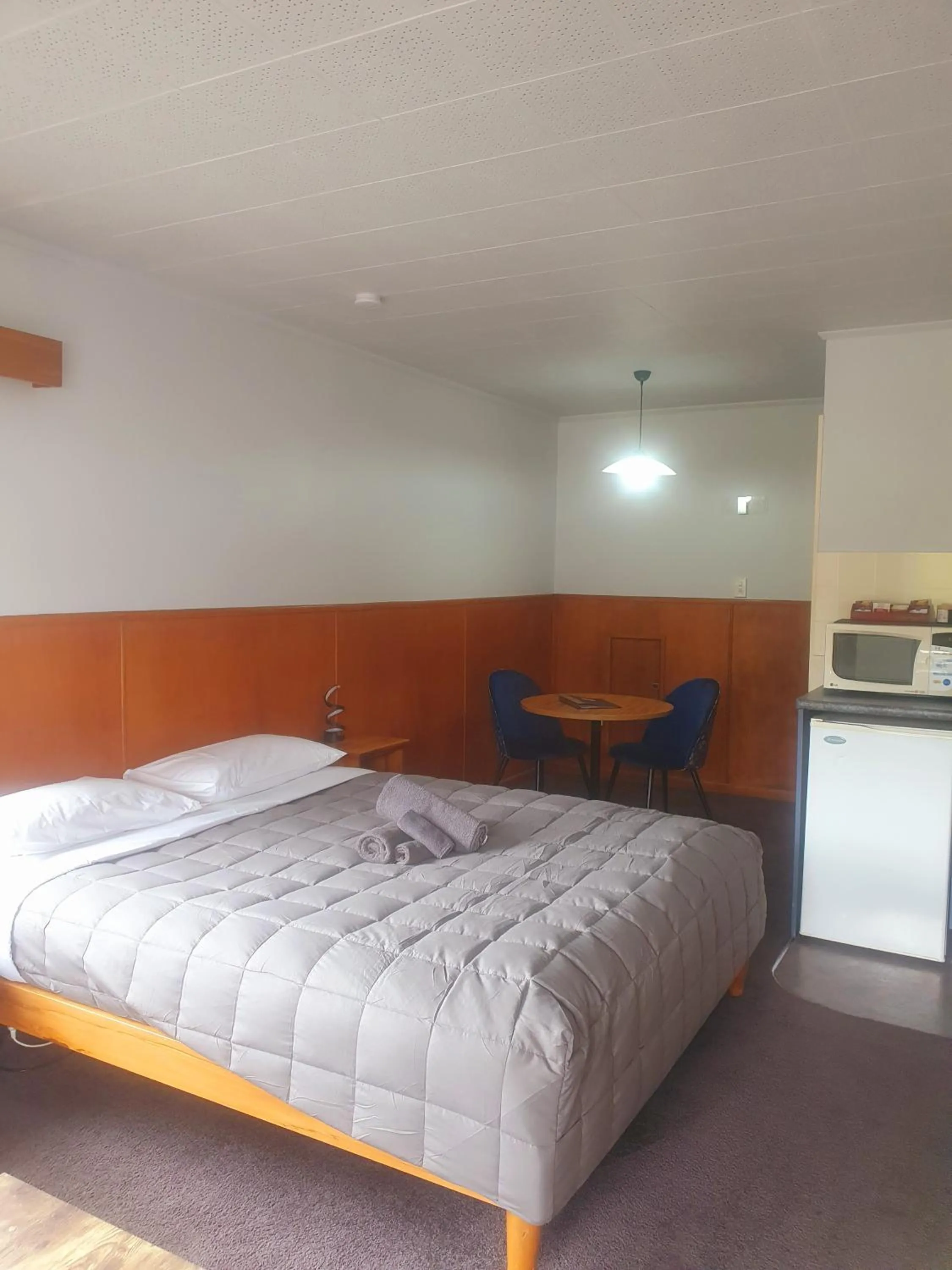 Bed in Geraldine Motels