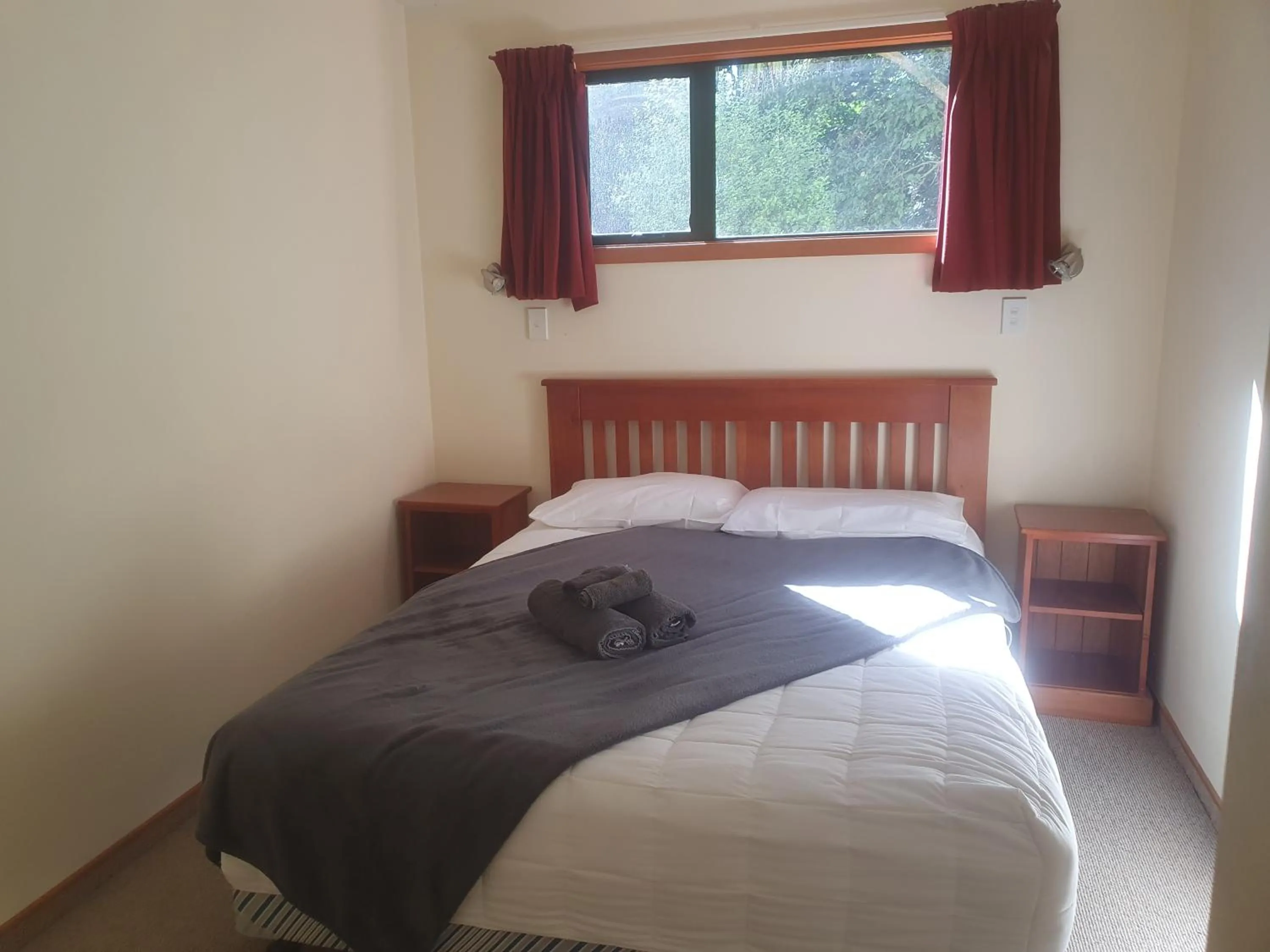 Bedroom, Bed in Geraldine Motels