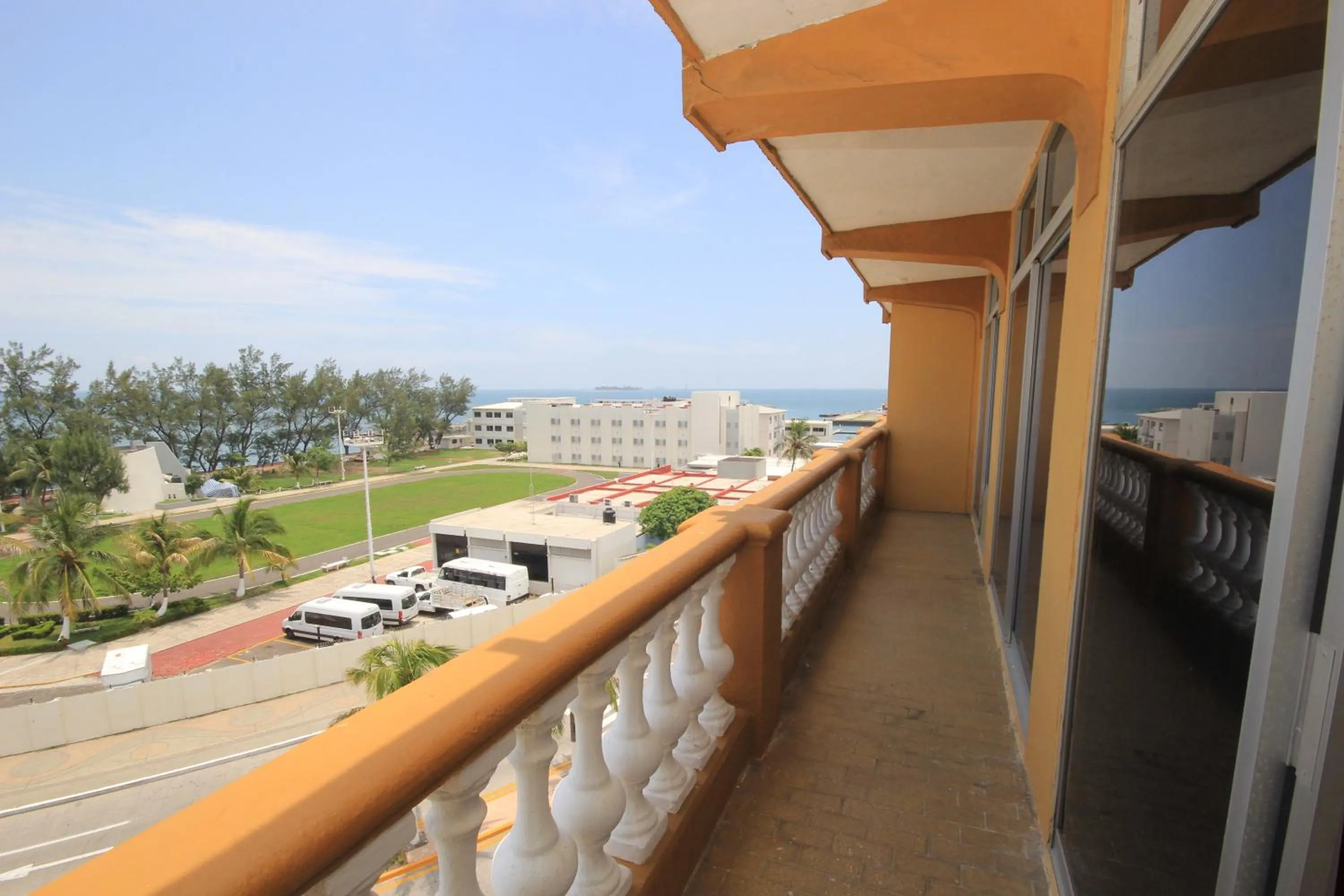 Balcony/Terrace in Howard Johnson by Wyndham Veracruz