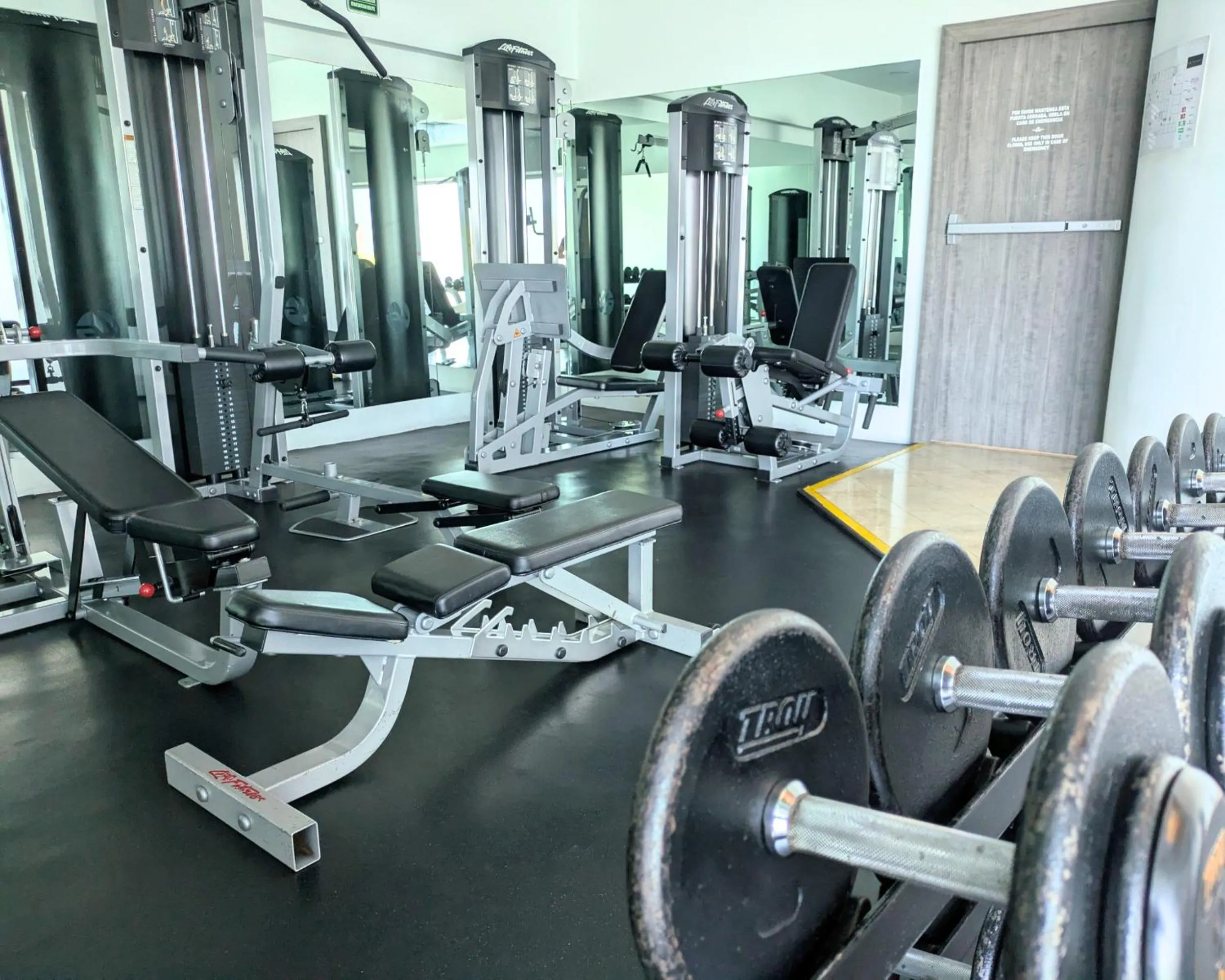 Fitness centre/facilities in We Hotel Aeropuerto