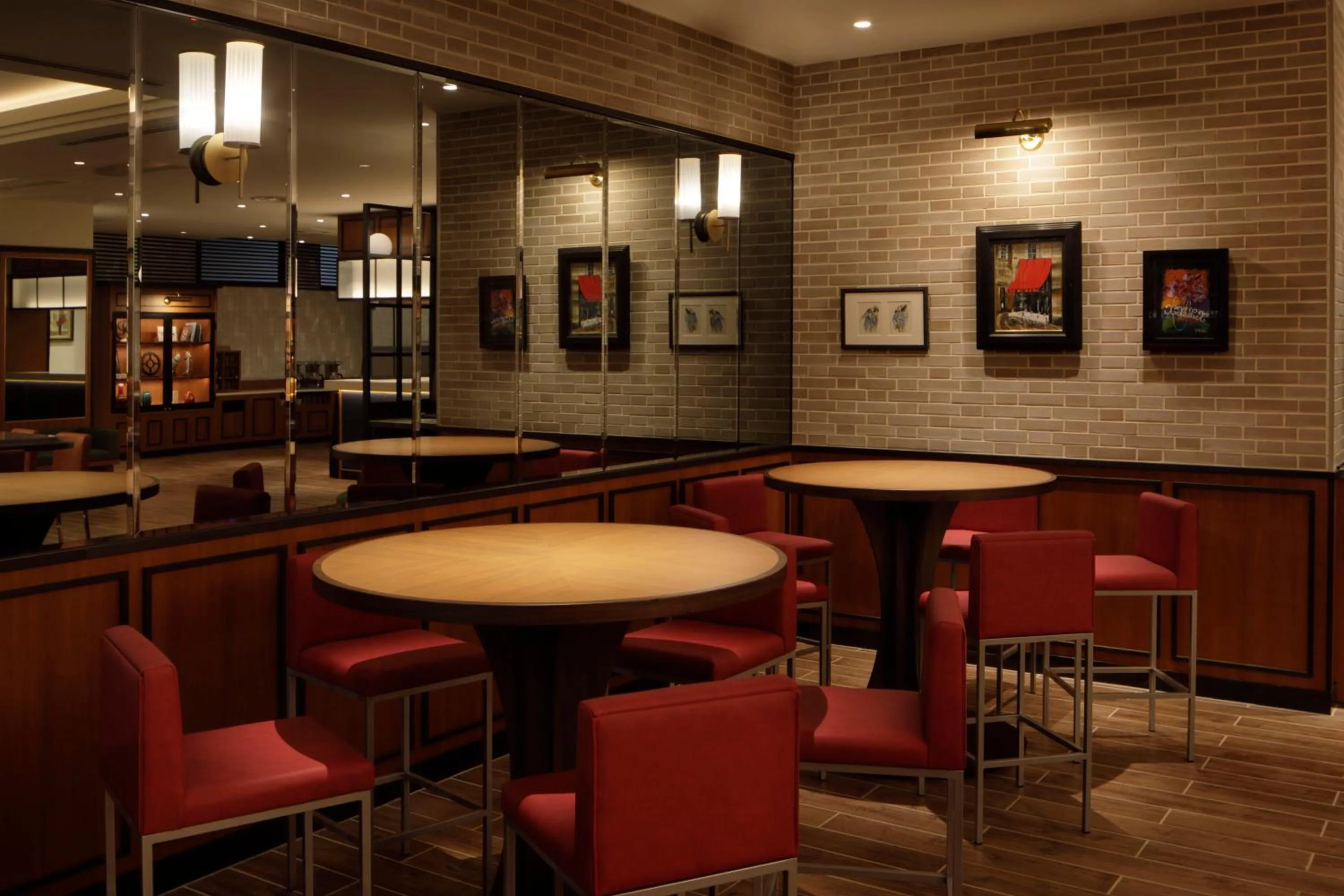 Lounge or bar in Hotel New Port Yokosuka