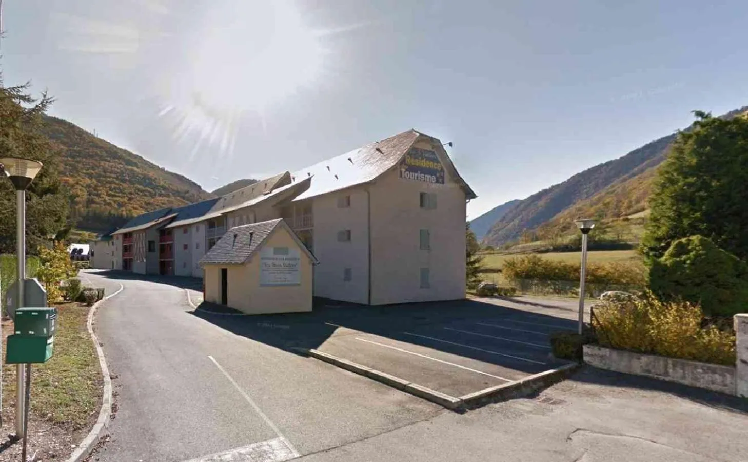 Facade/entrance in Résidence Les Trois Vallées - ARREAU