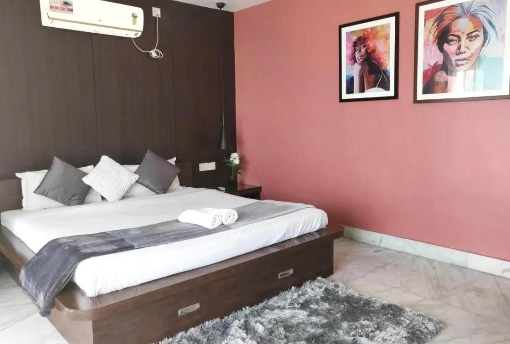 Photo of the whole room, Bed in Tatvam Residency