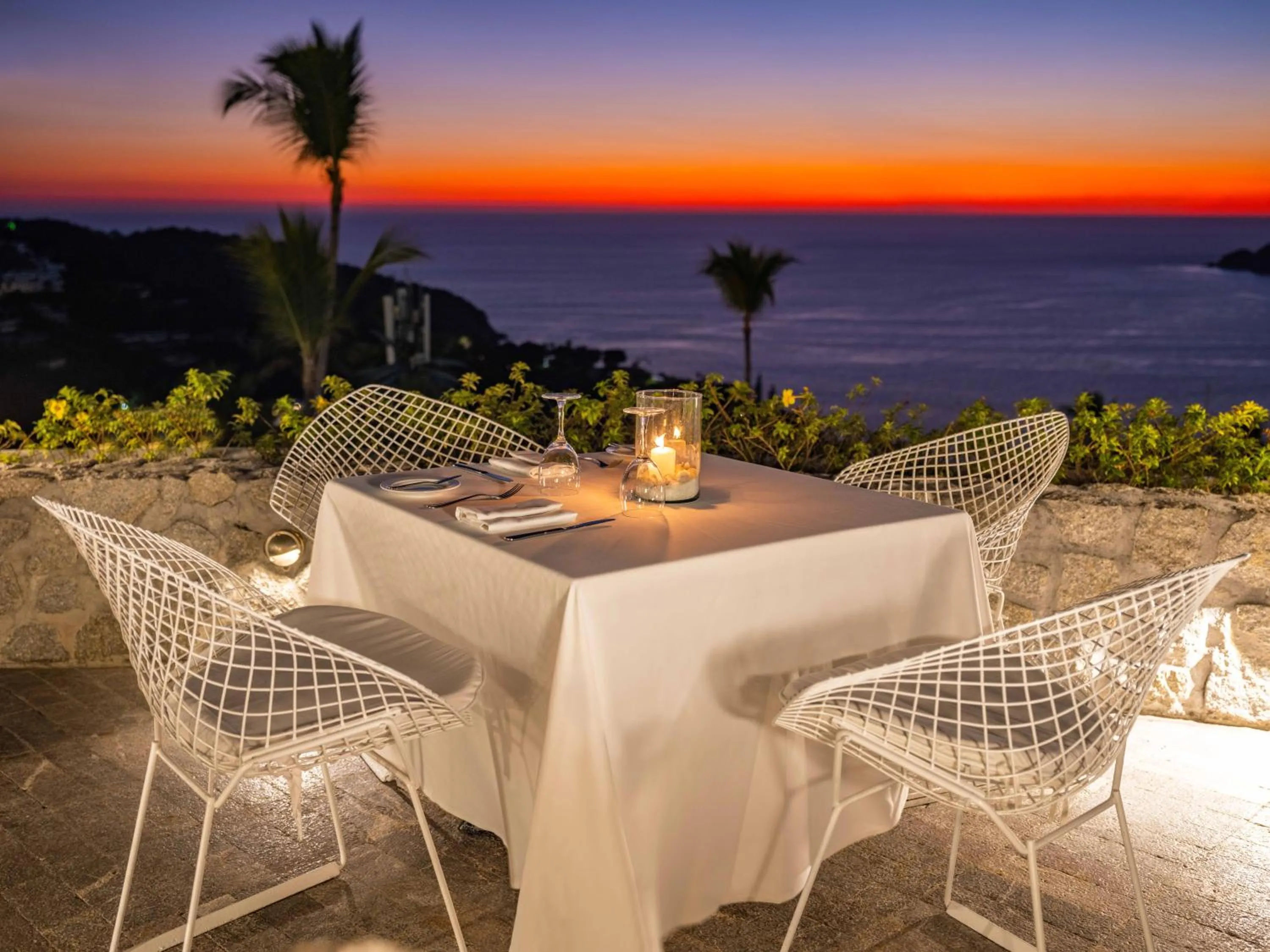 Restaurant/places to eat in Las Brisas Acapulco