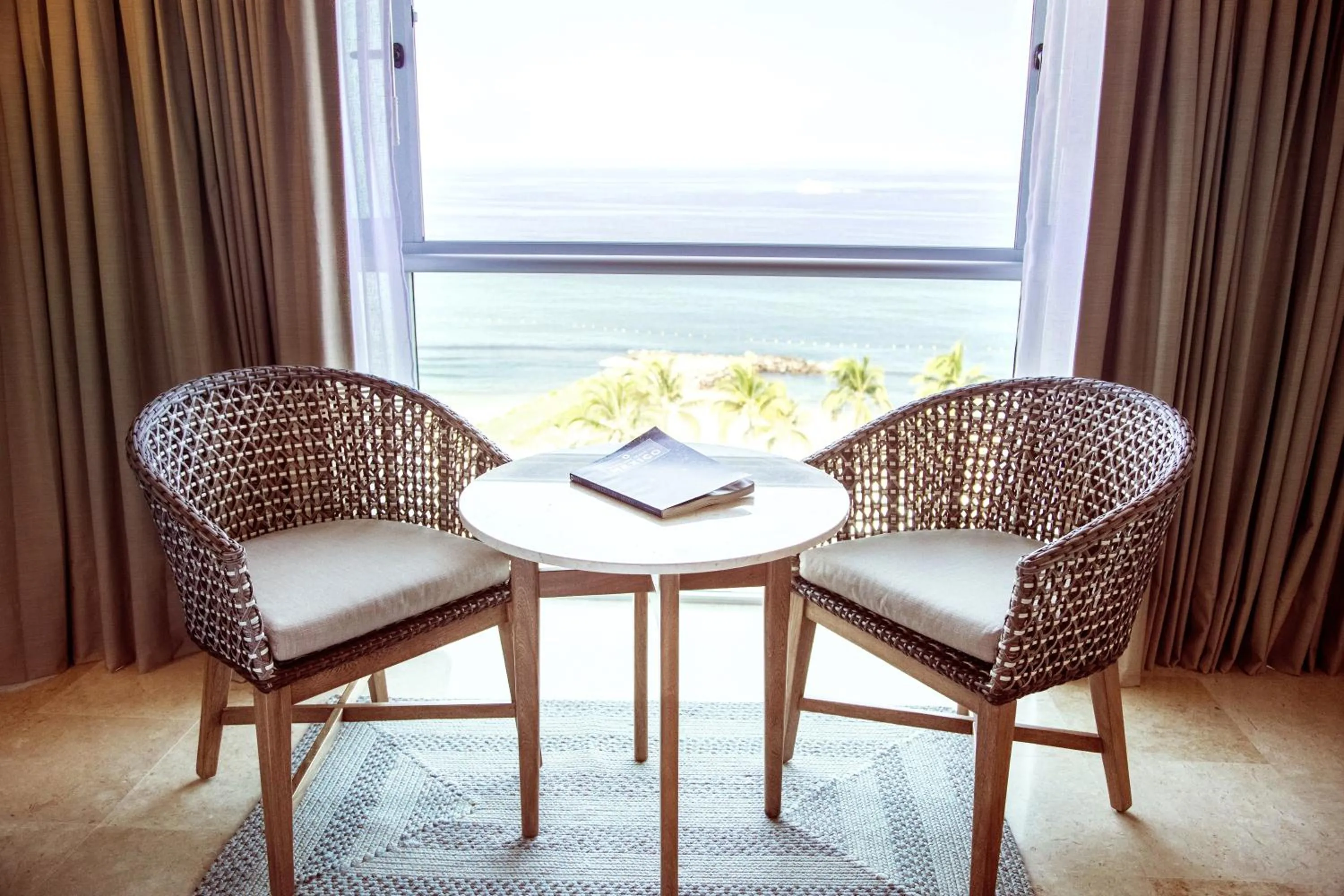Seating area in Sheraton Buganvilias Resort & Convention Center