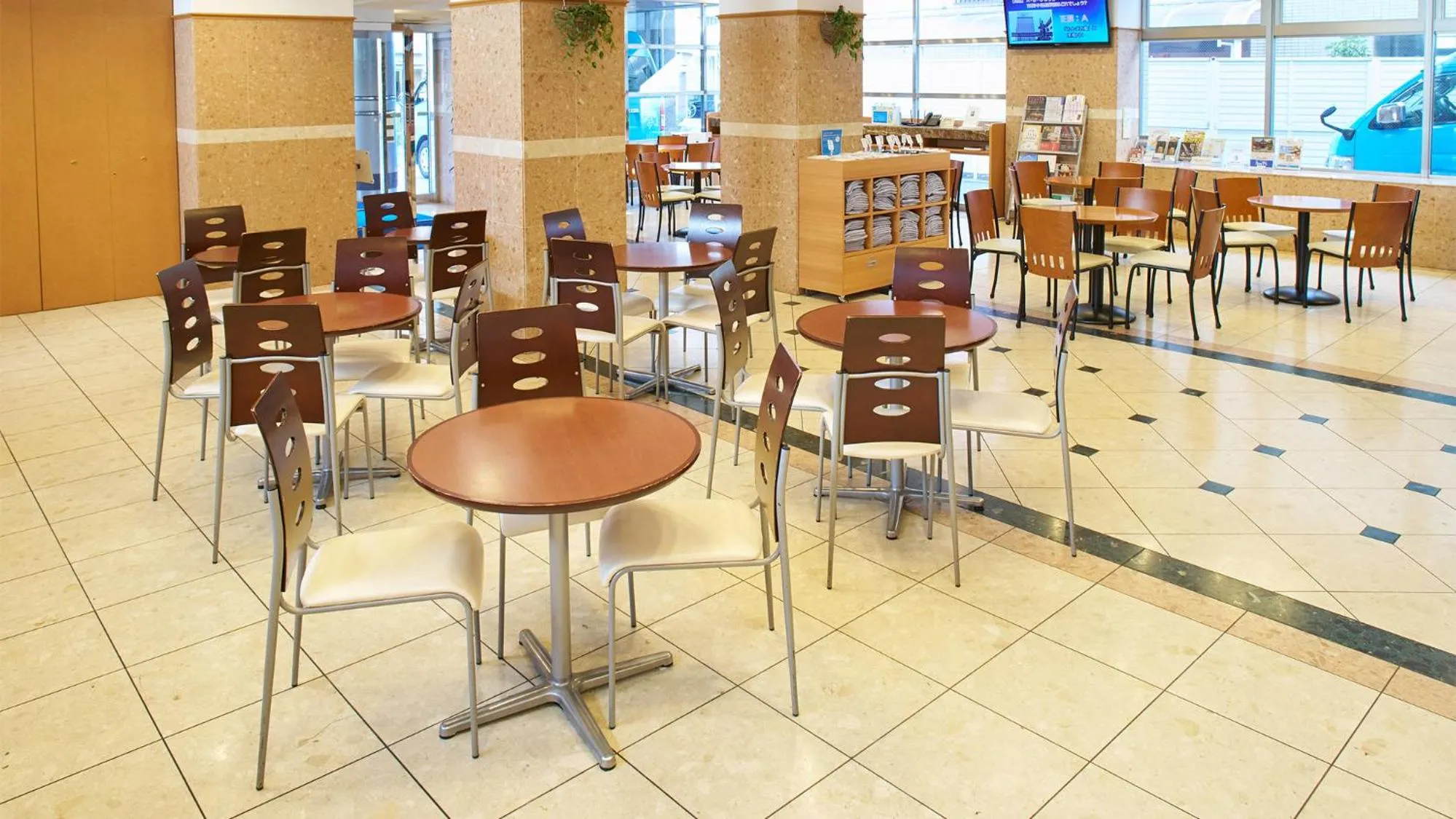 Lobby or reception in Toyoko Inn Nagoya Marunouchi