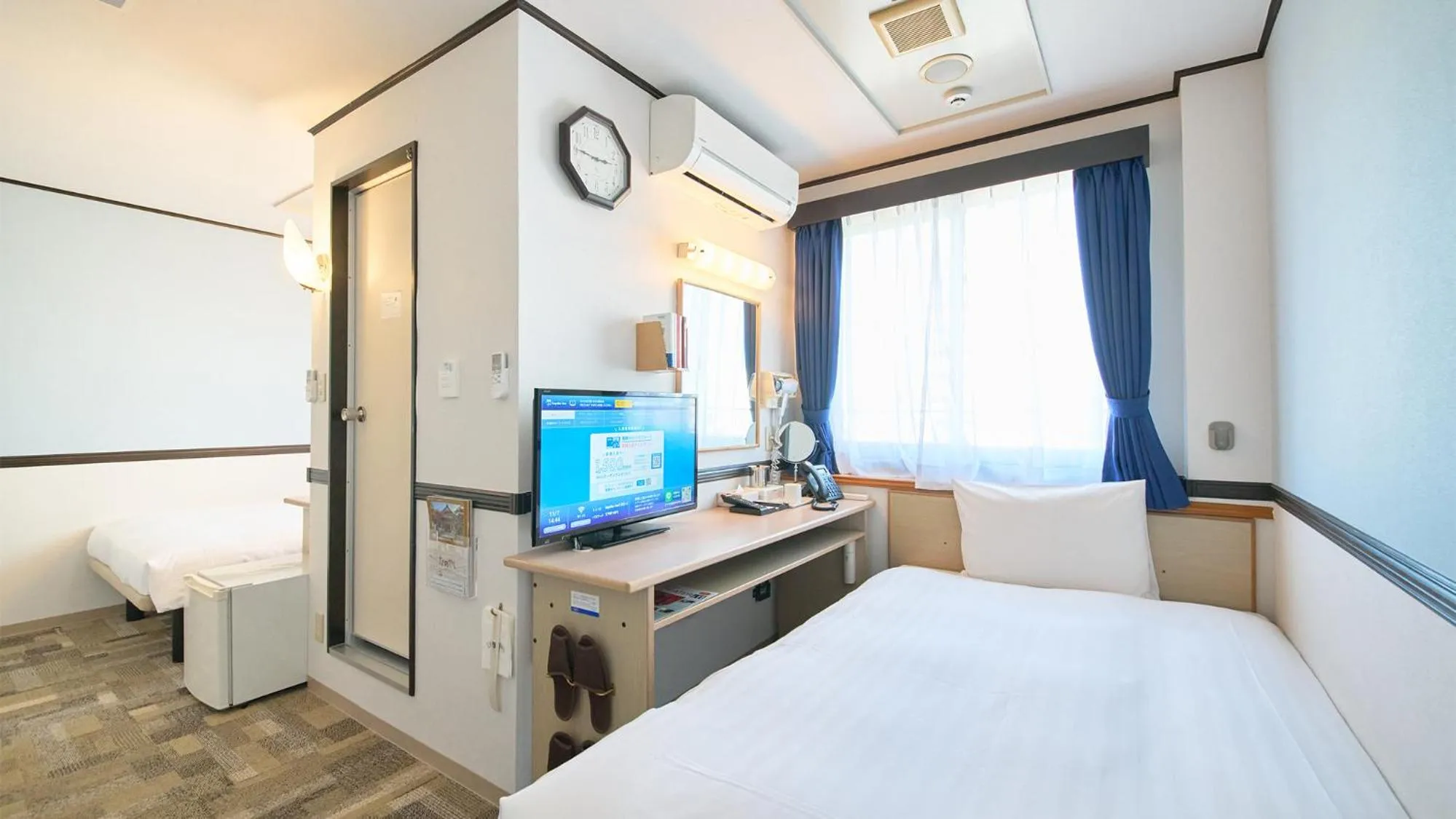 Bedroom, Bed in Toyoko Inn Nagoya Marunouchi