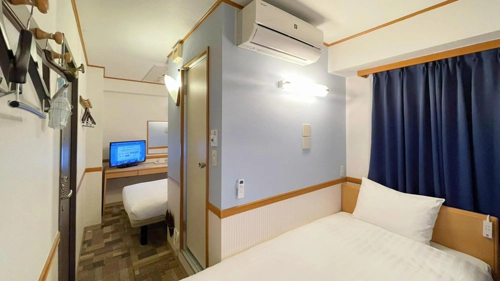 Bedroom, Bed in Toyoko Inn Kyoto Shijo-omiya