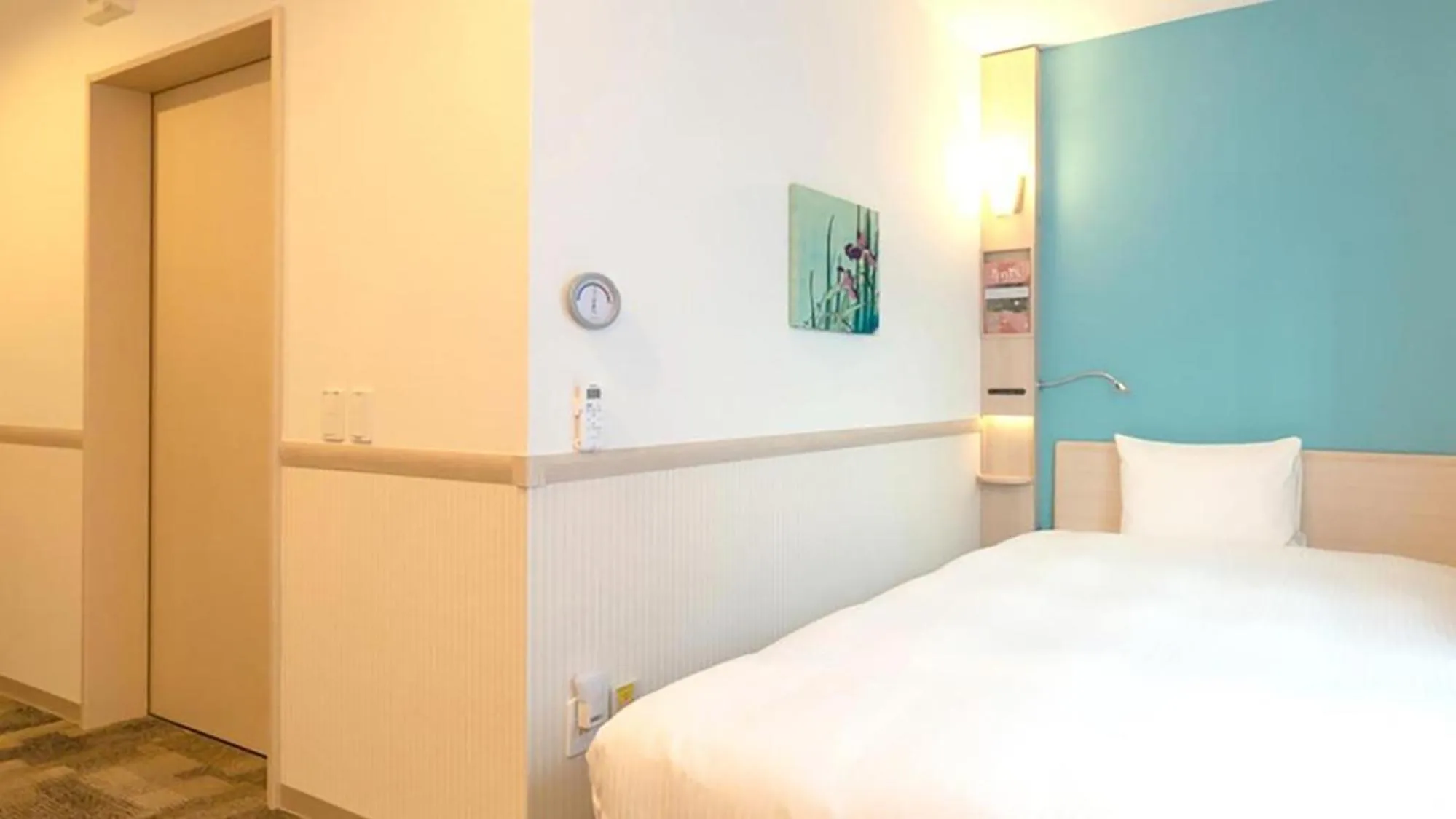 Bedroom, Bed in Toyoko Inn Tottori-eki Minami-guchi