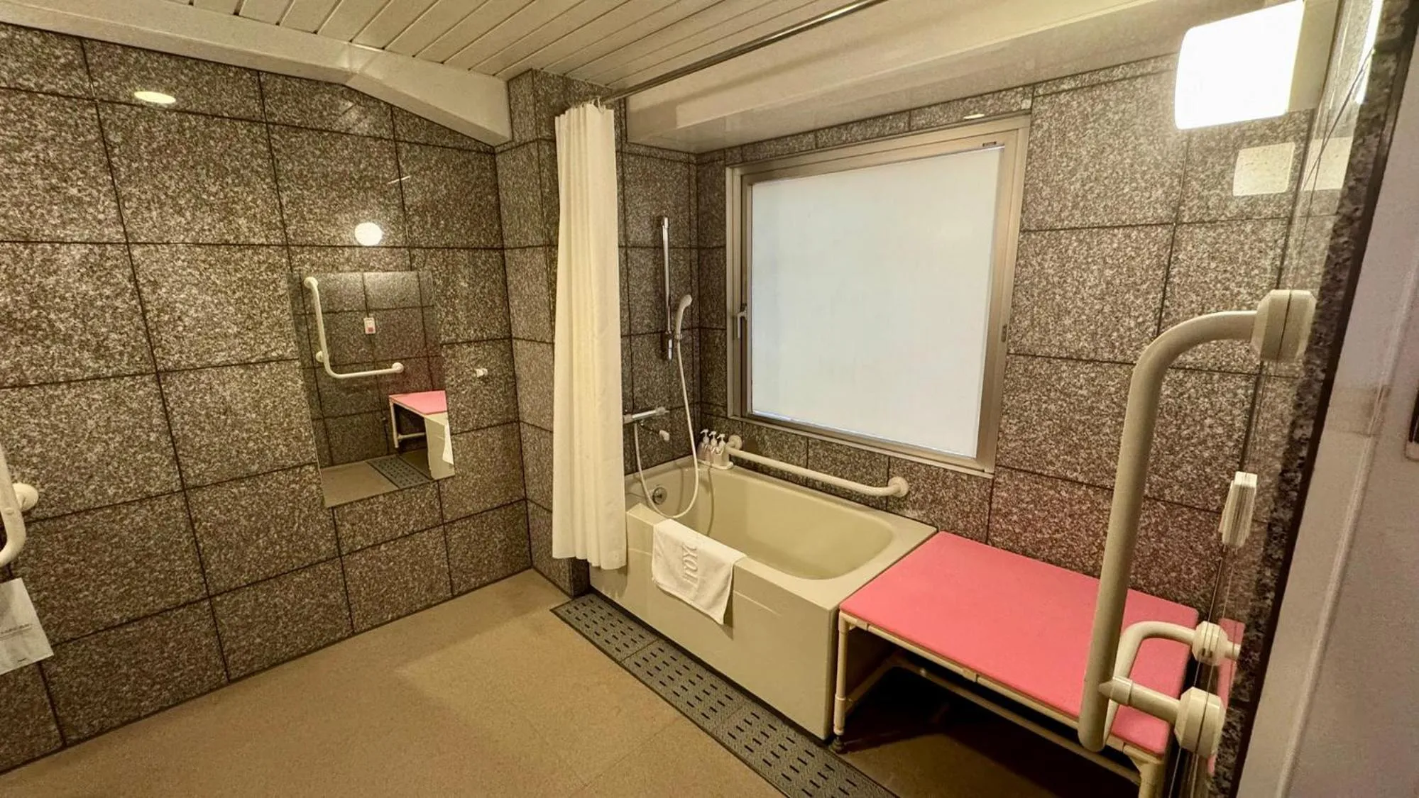 Bathroom in Toyoko Inn Shin-yokohama Ekimae Honkan