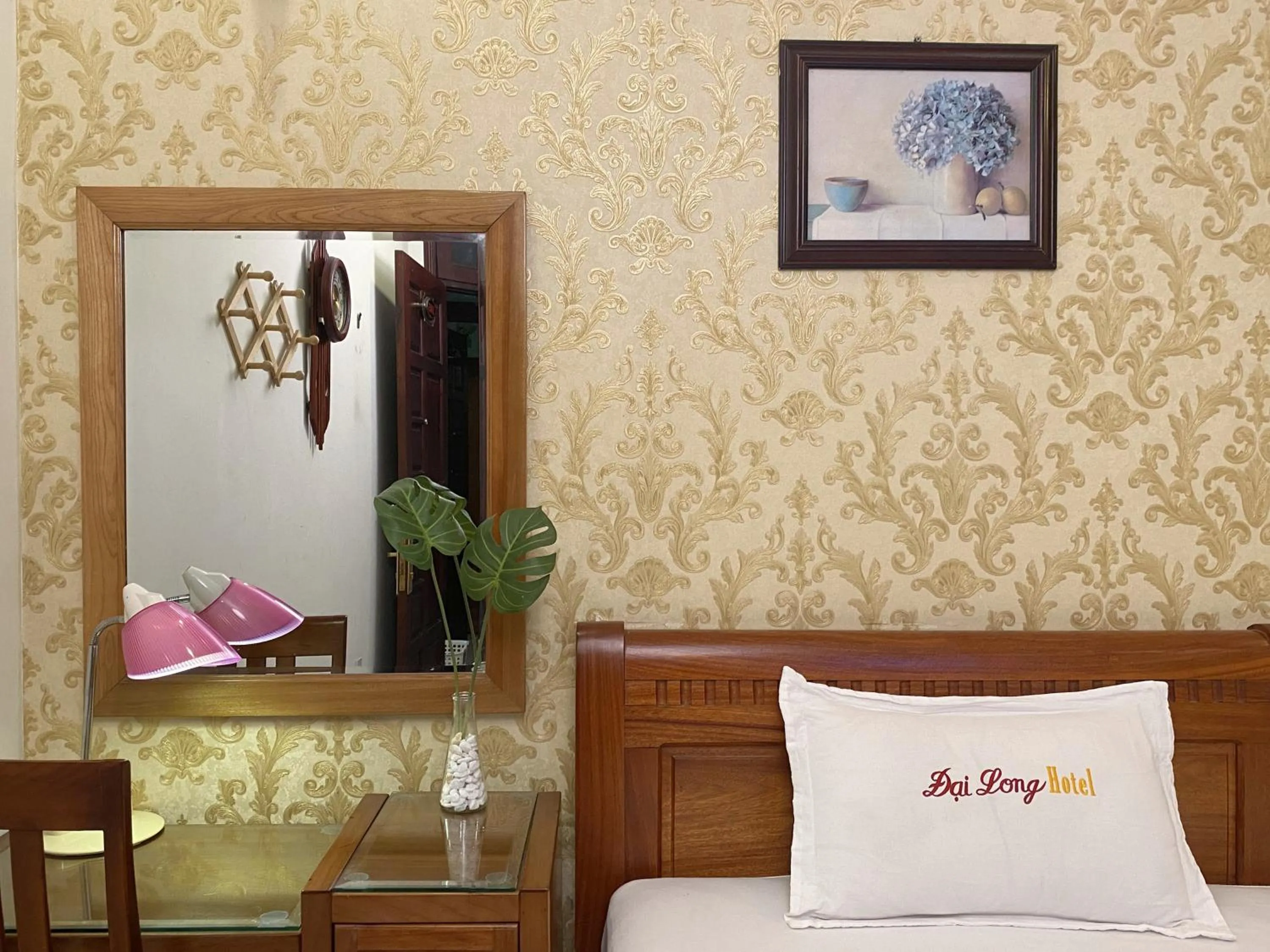 Decorative detail, Bed in Dai Long Hotel