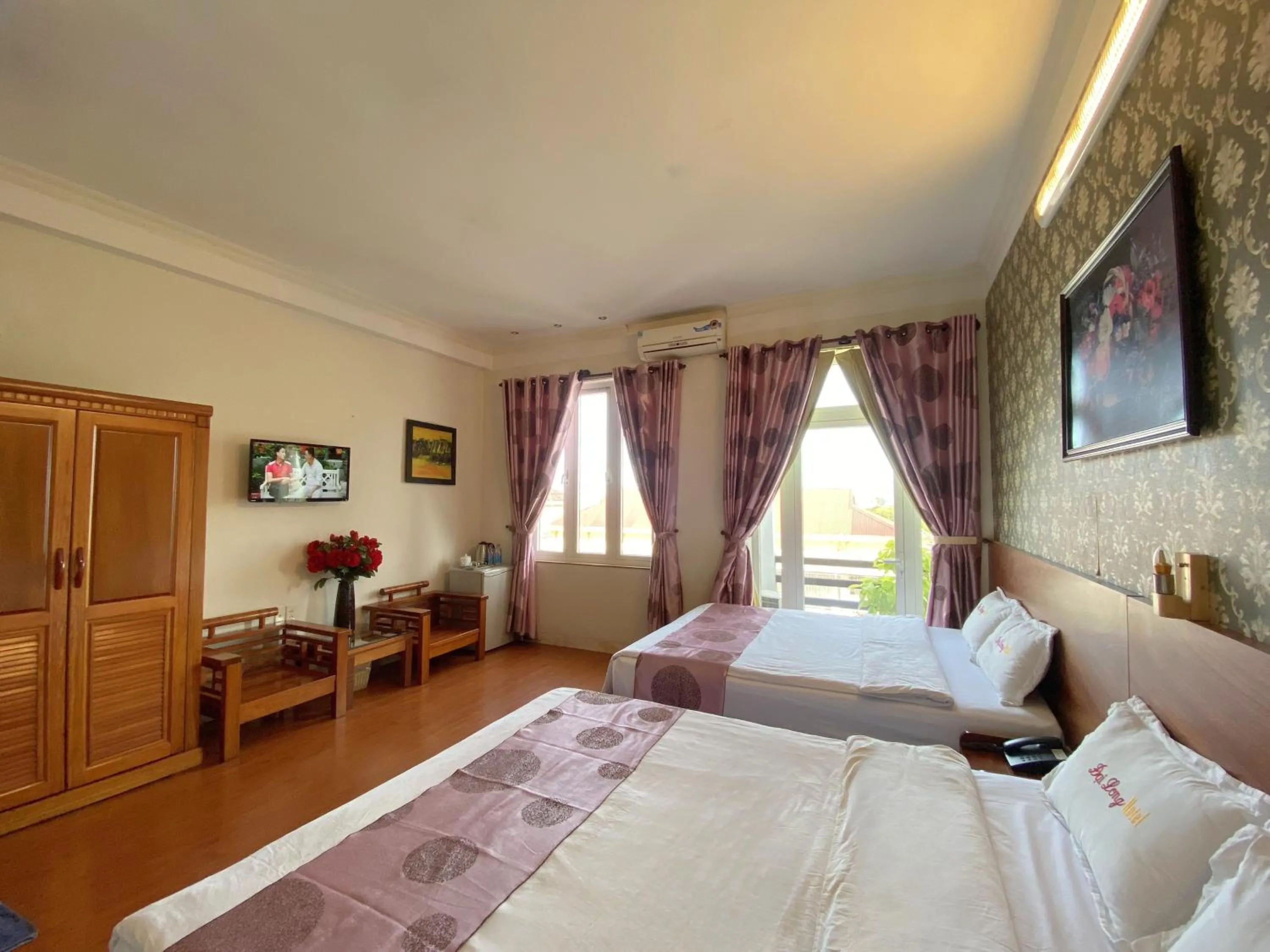 Bed in Dai Long Hotel