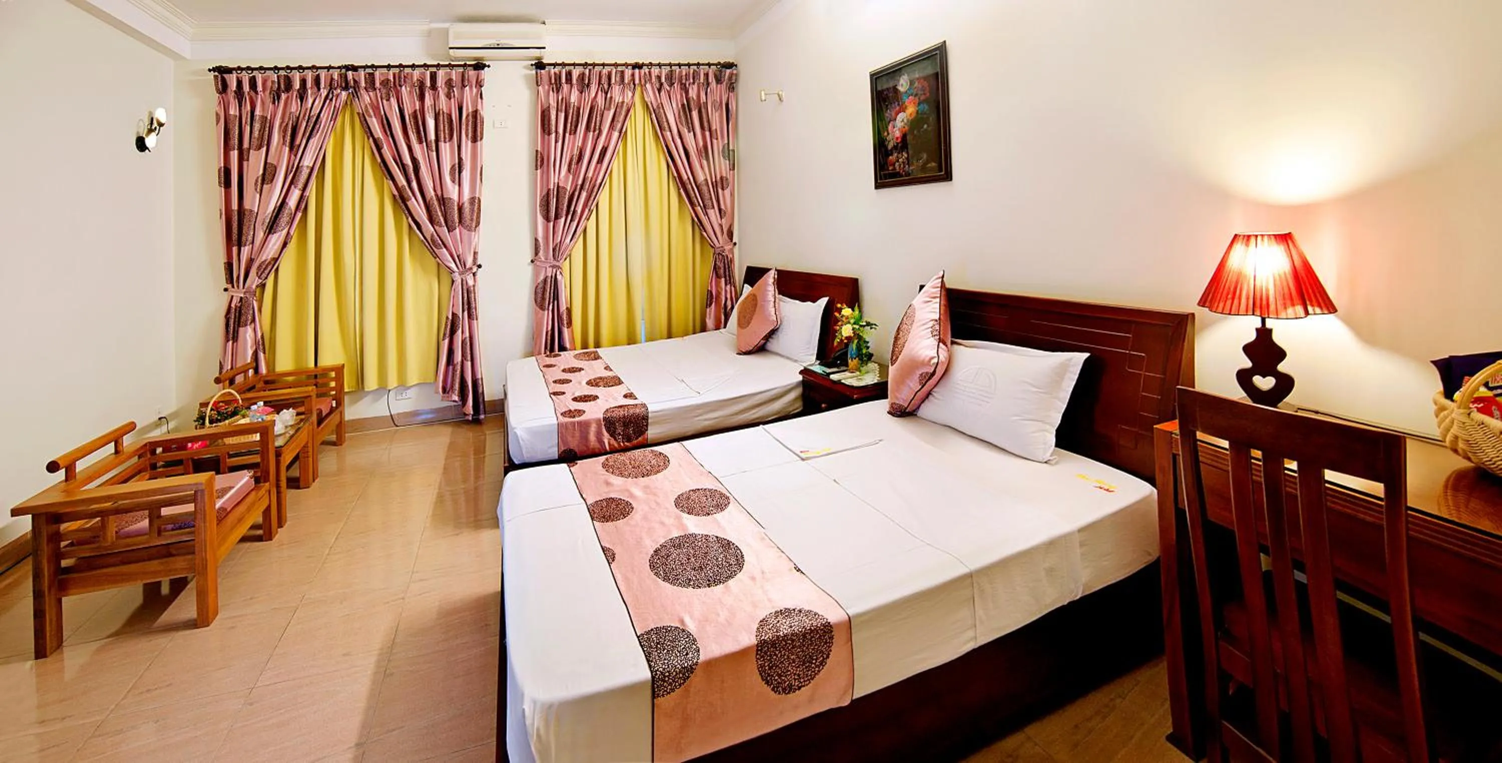 Bedroom, Bed in Dai Long Hotel