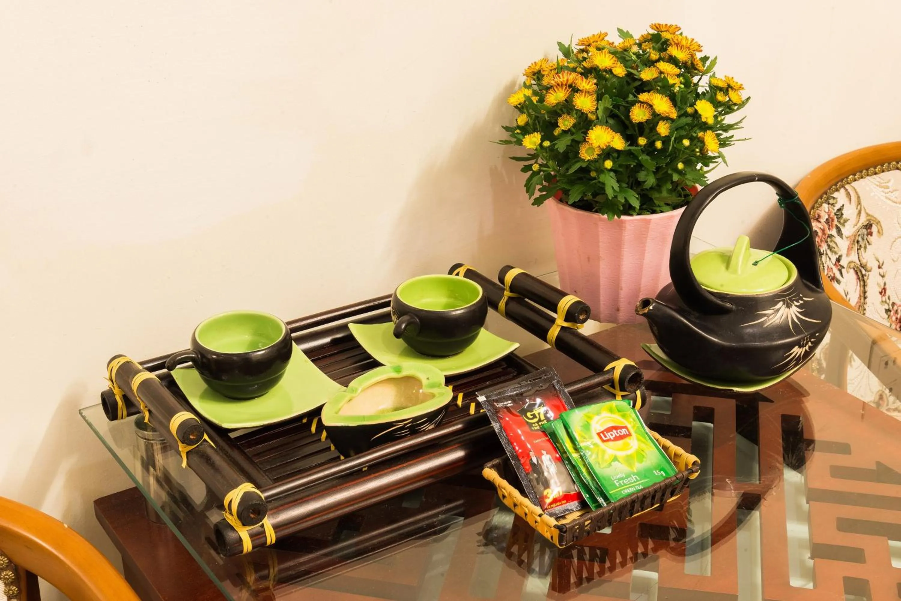 Coffee/tea facilities in Dai Long Hotel