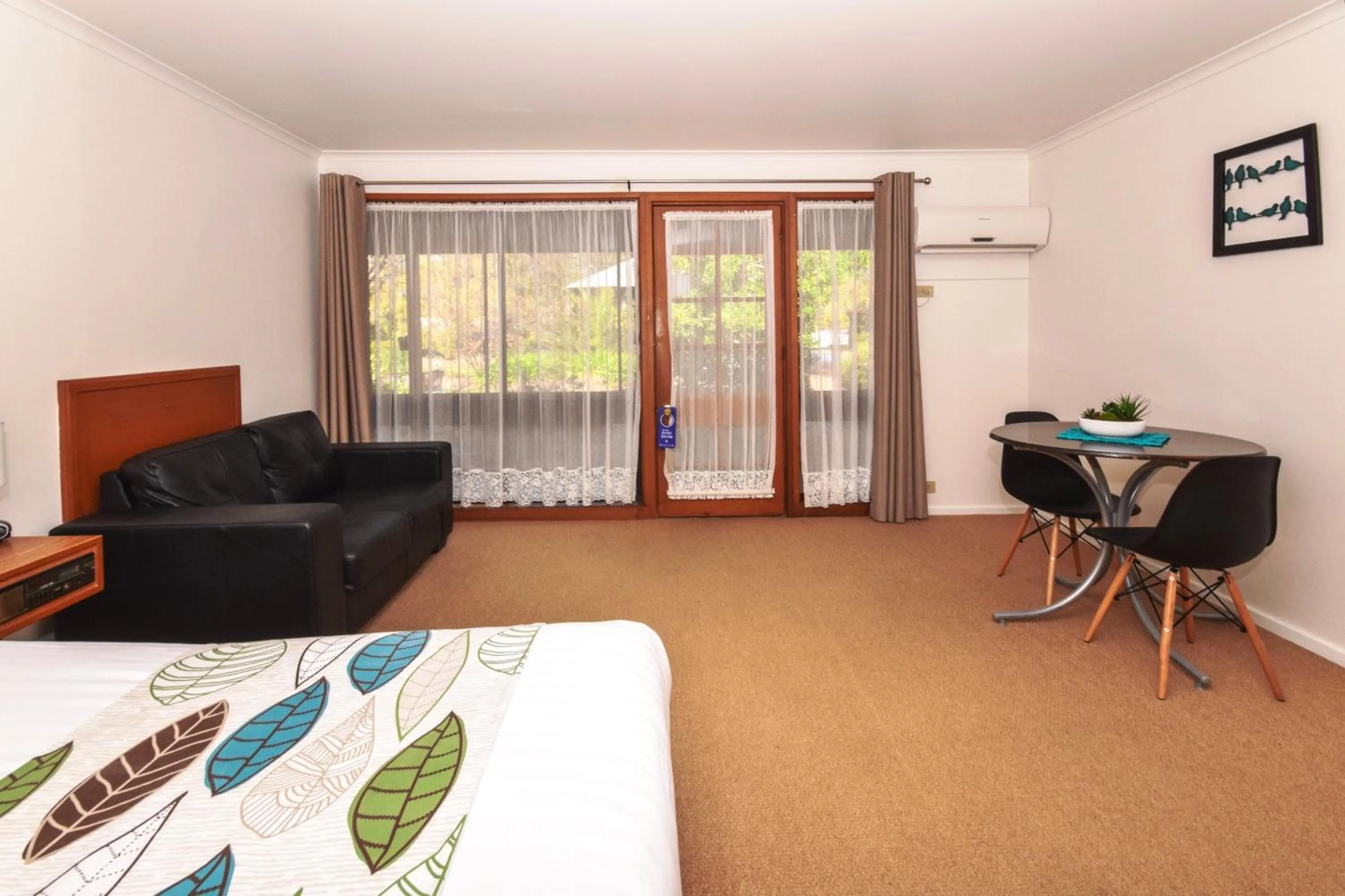 Dining area in River Country Inn