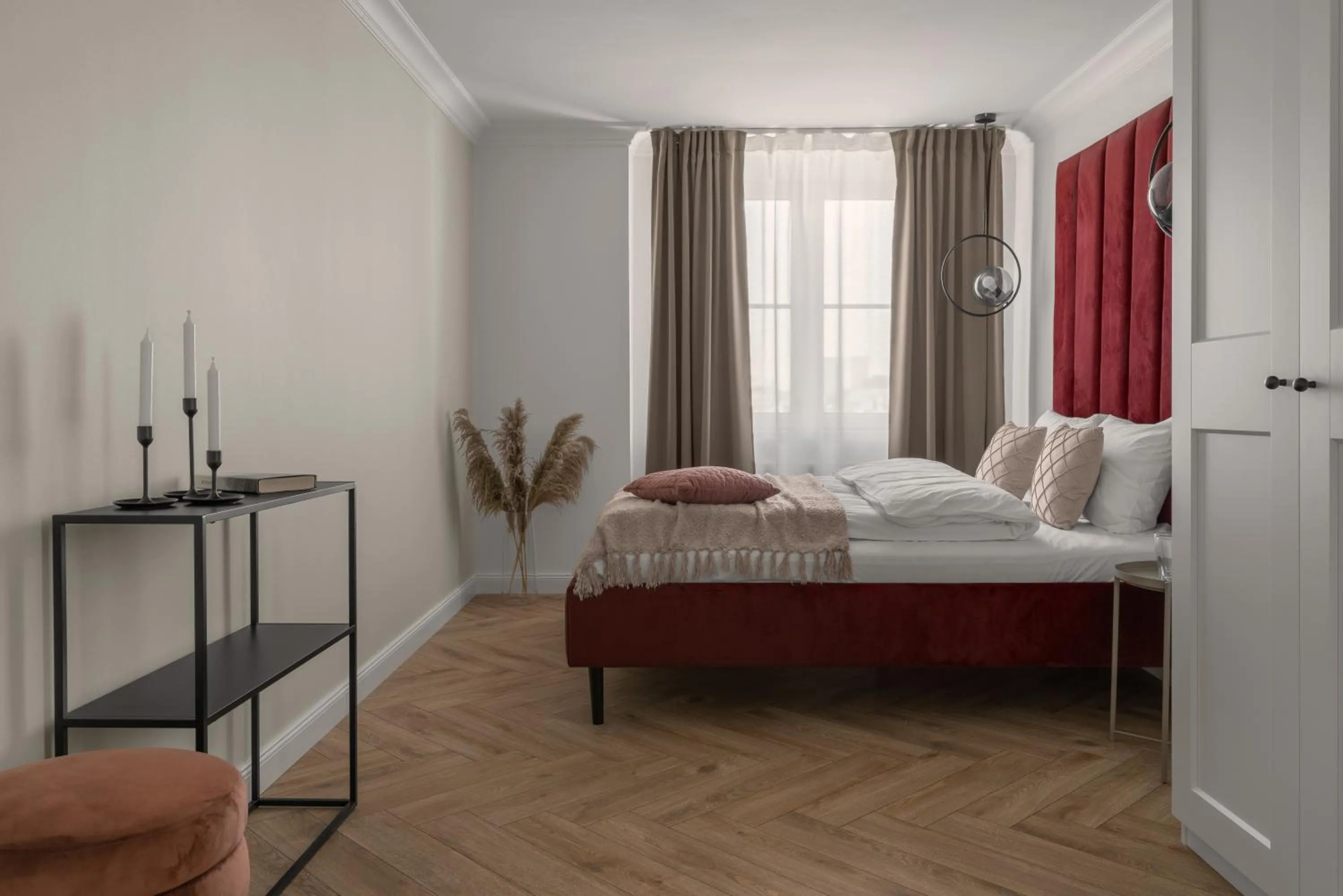 Four-Bedroom Apartment in APARTIO ROOMS Katowice
