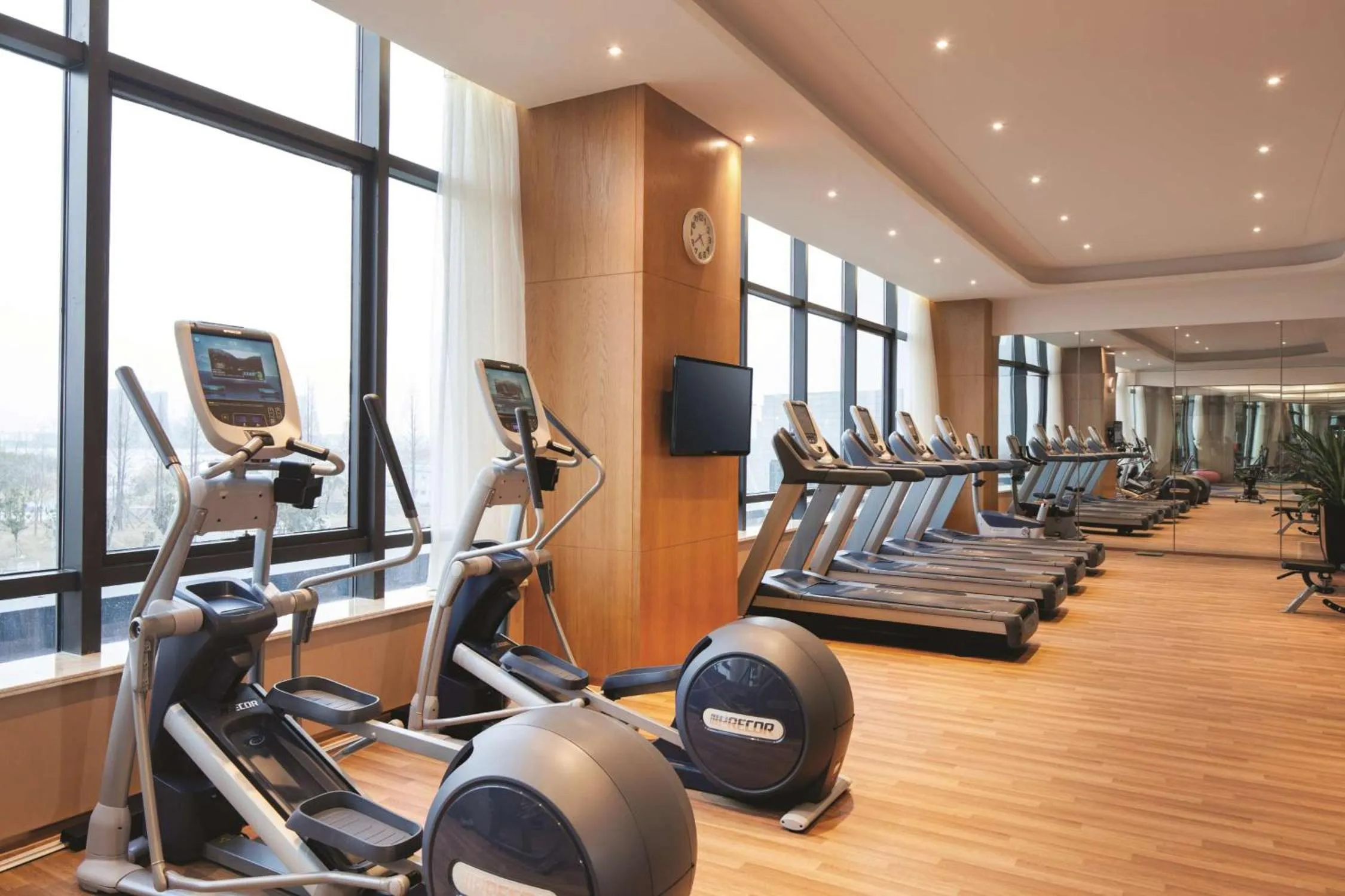 Fitness centre/facilities in DoubleTree By Hilton Anhui
