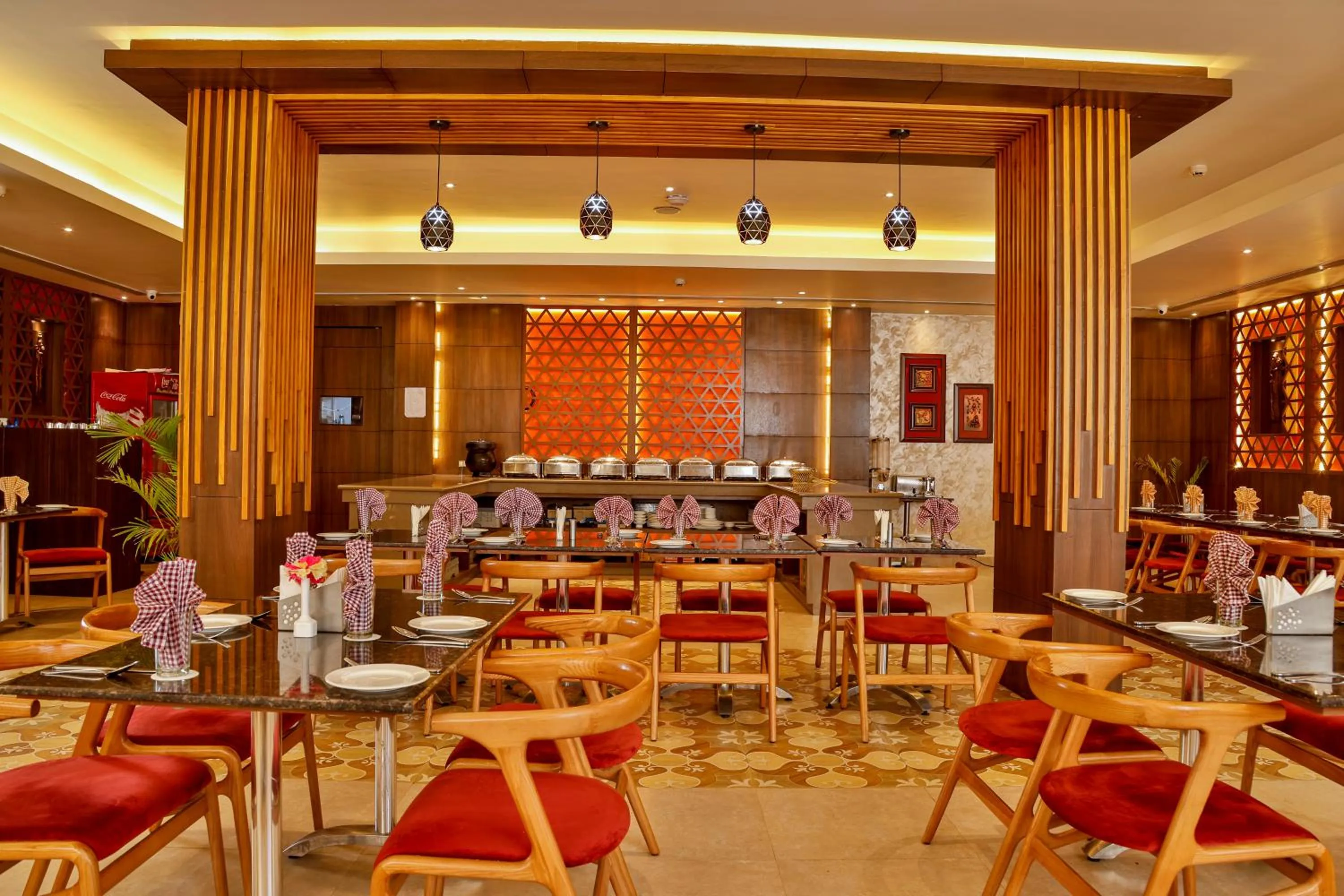 Restaurant/places to eat in HOTEL NILADRI PREMIUM