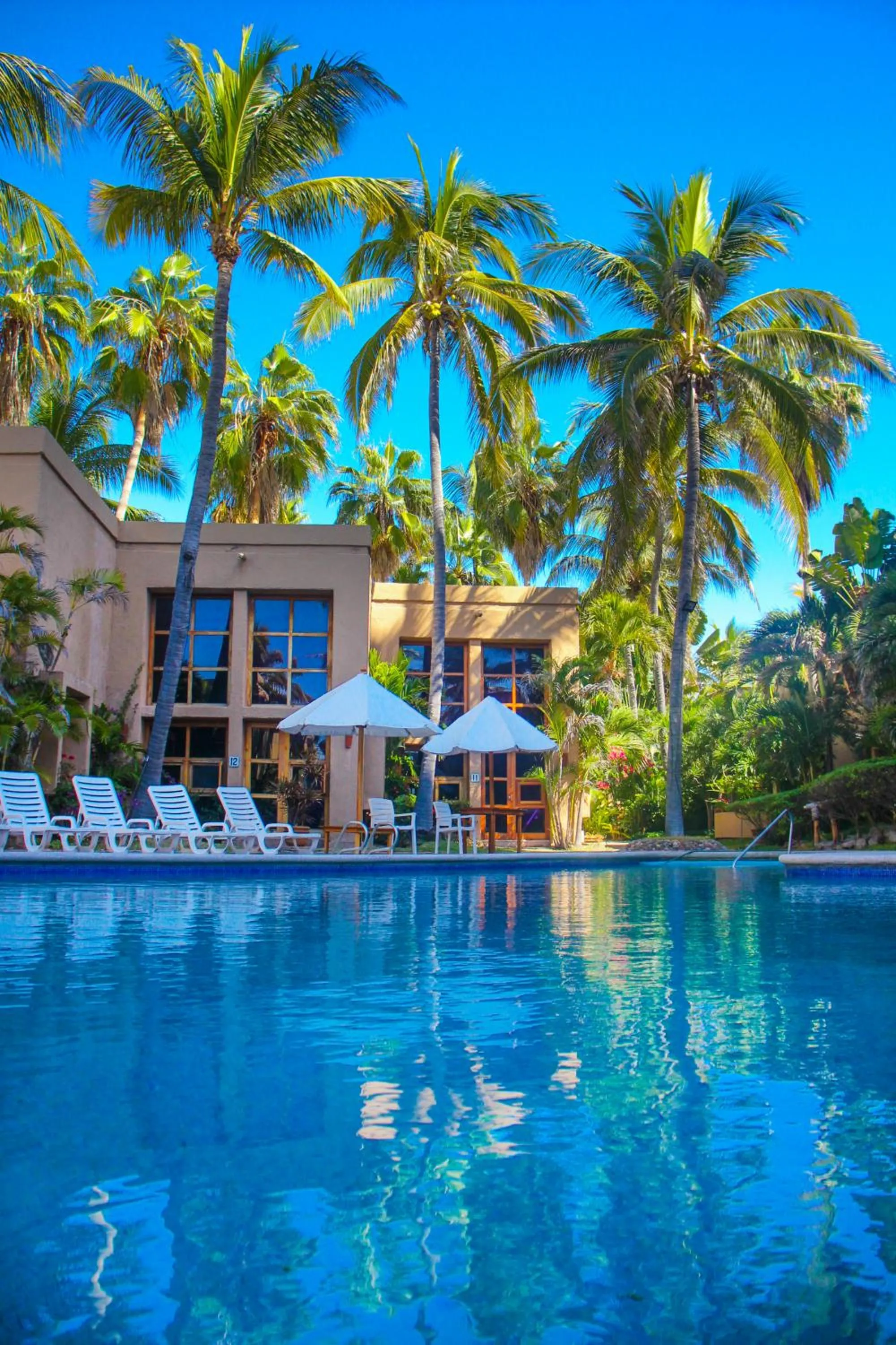 Villas El Rancho Green Resort