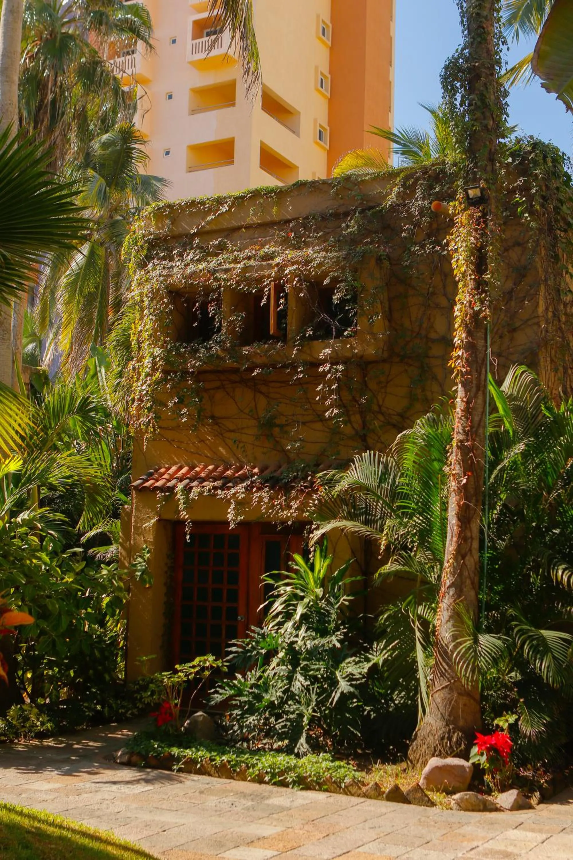 Villas El Rancho Green Resort