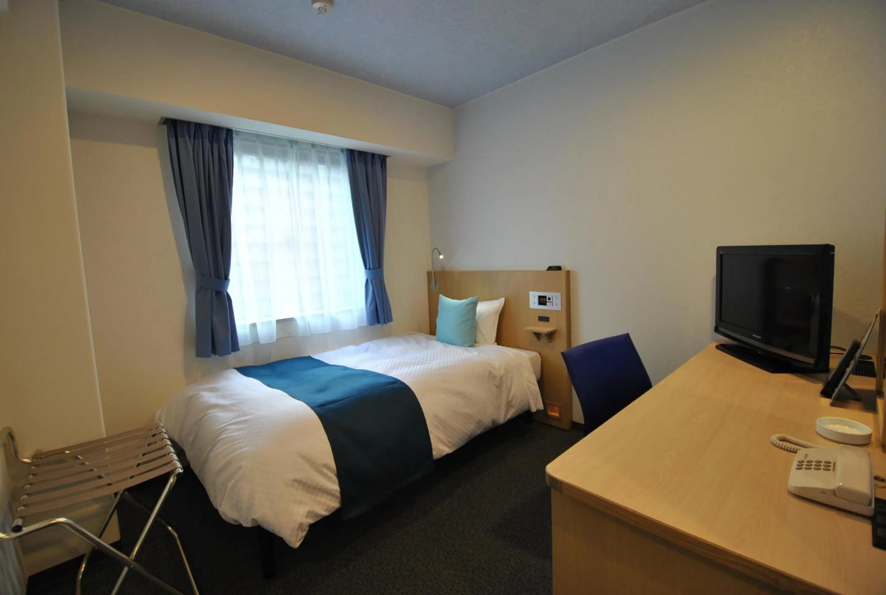 Day, Bed in Hotel Mark-1 Tsukuba